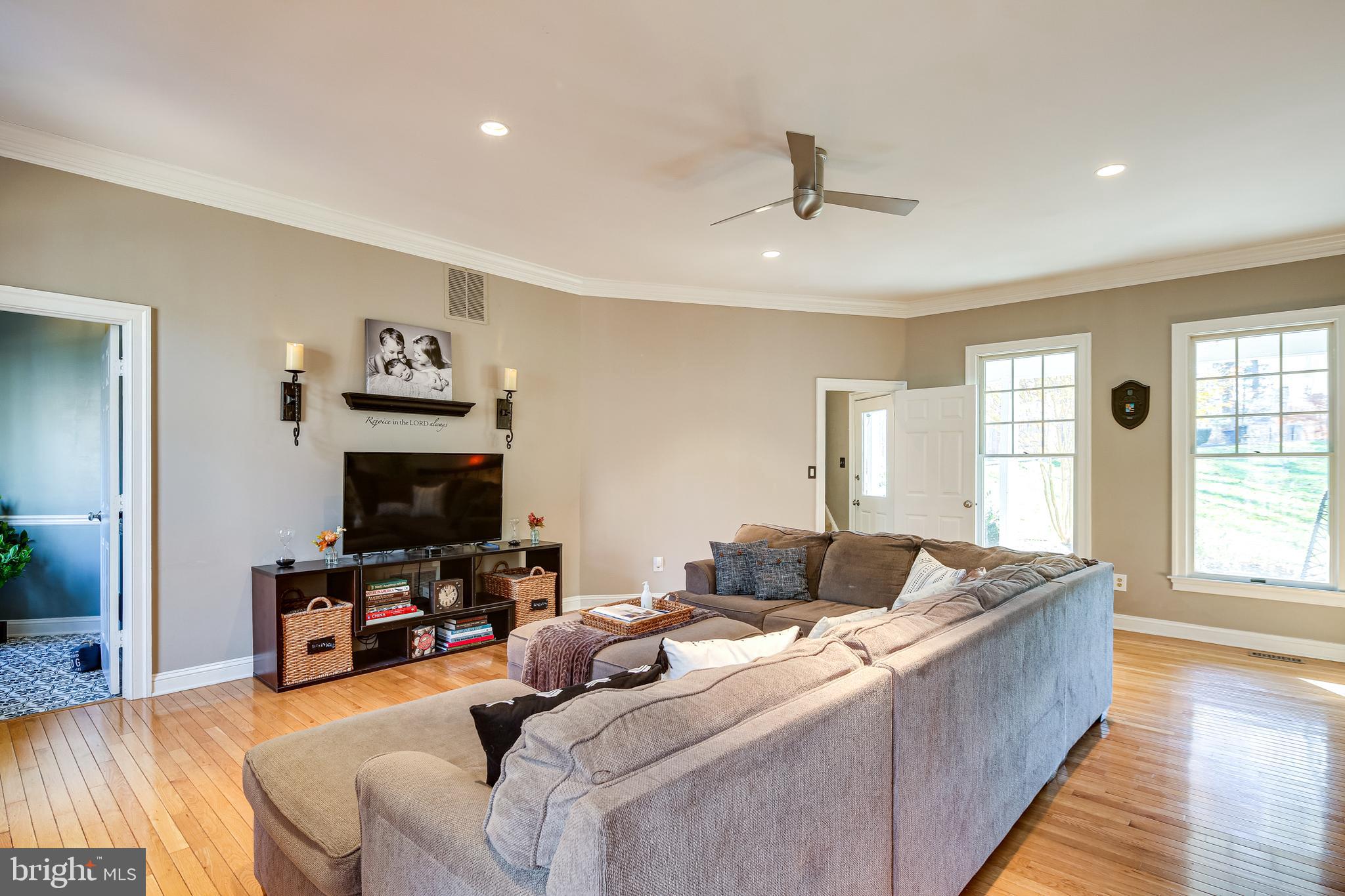 MEADOWOOD - Residential