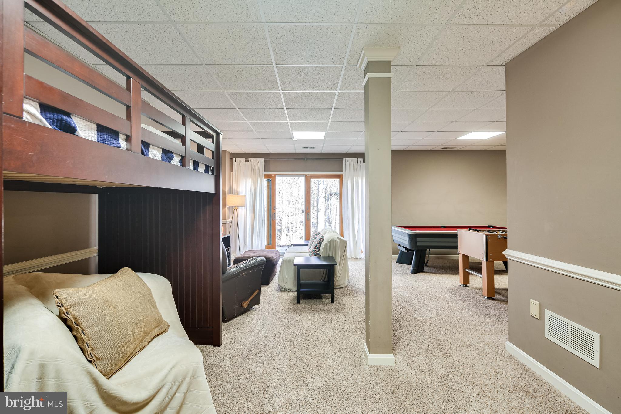 MEADOWOOD - Residential