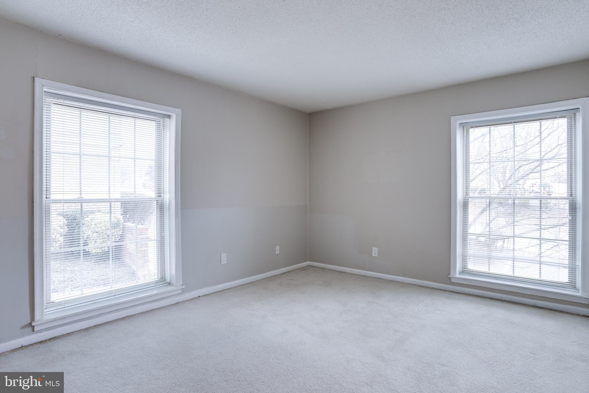 CHATEAUX CONDO - Residential Lease