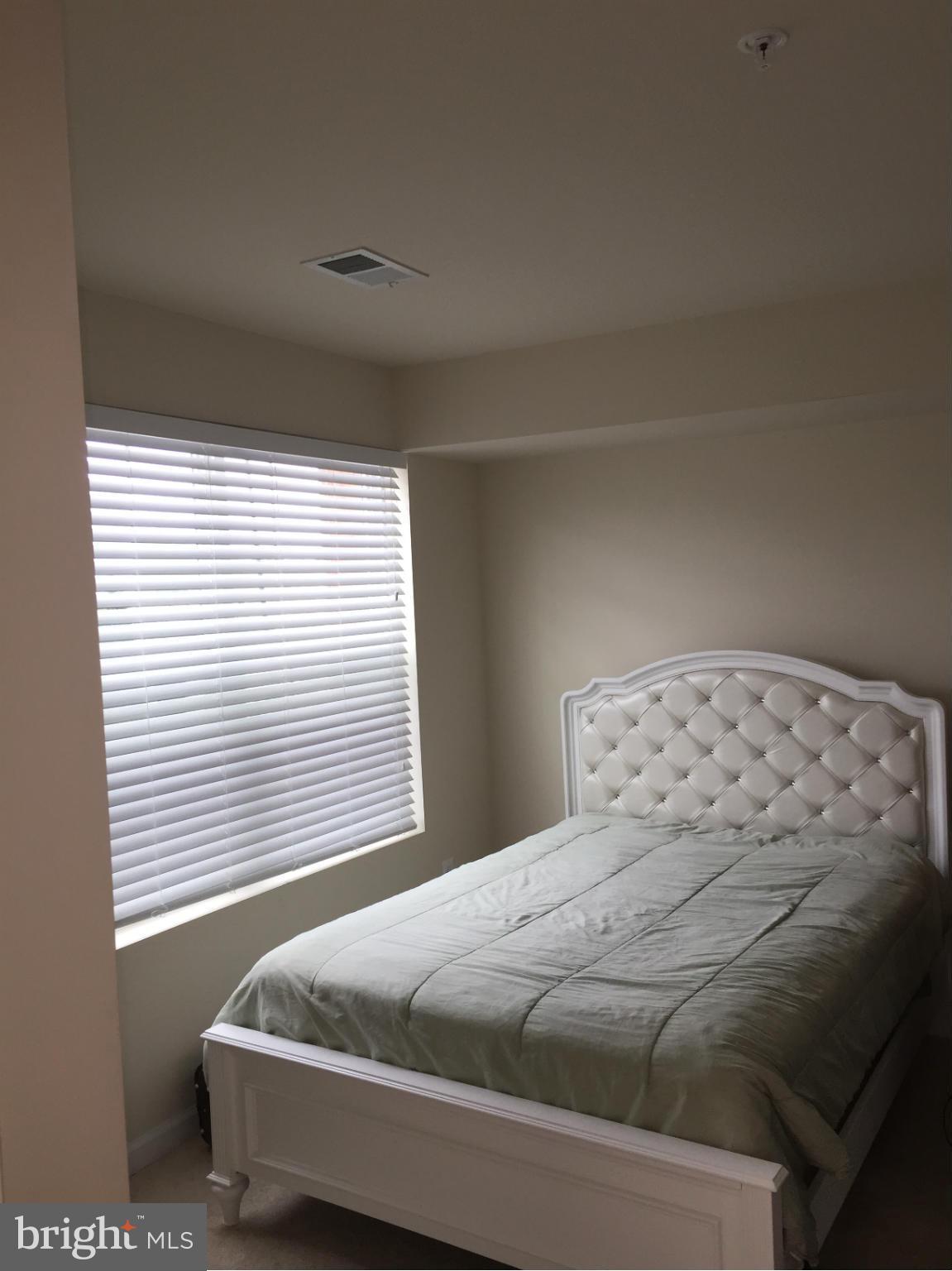 BLUE STREAM - Residential