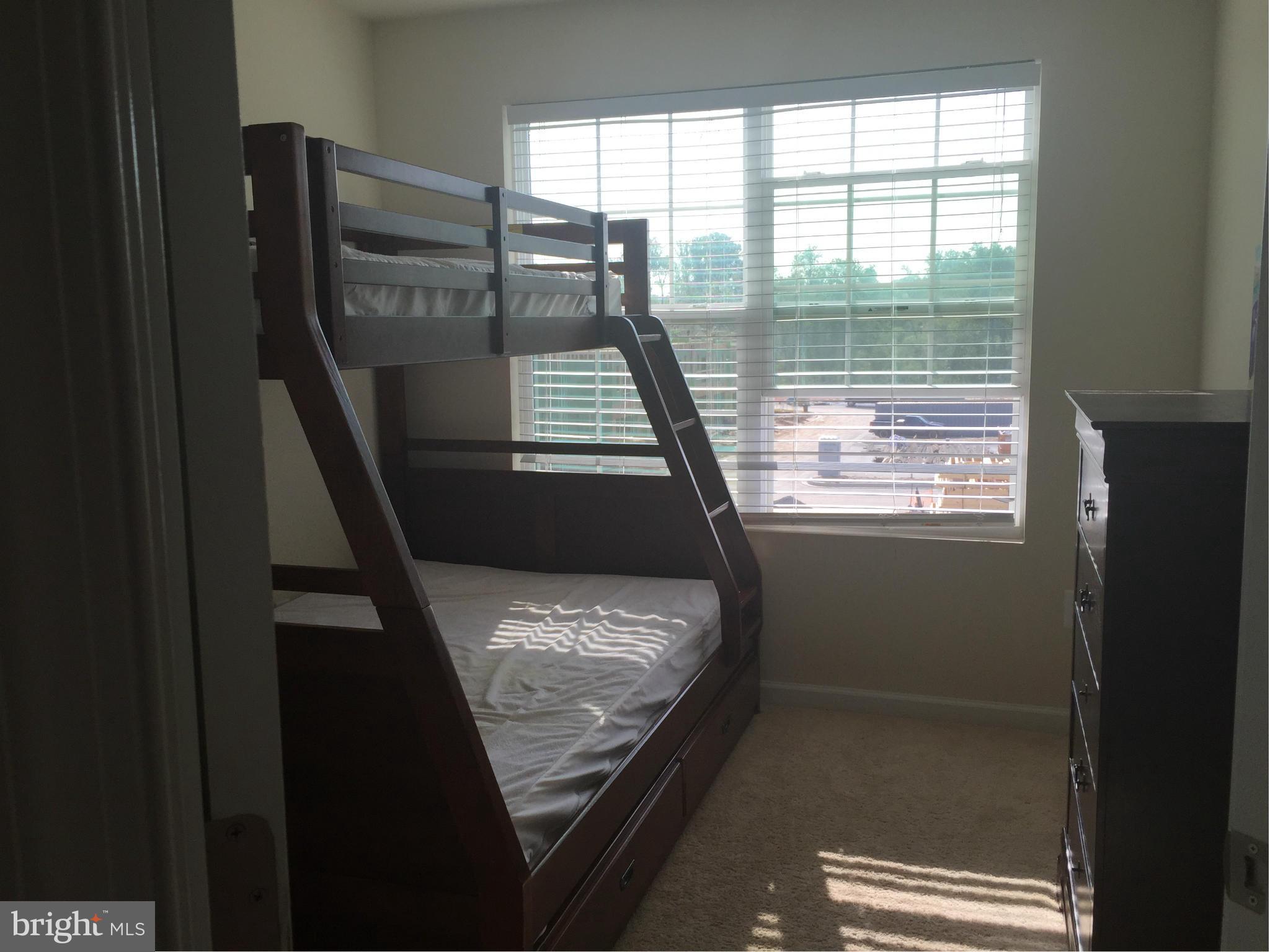 BLUE STREAM - Residential