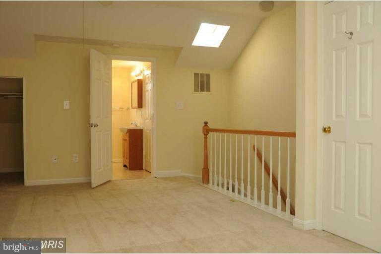 CLEMENTS COURT - Residential Lease