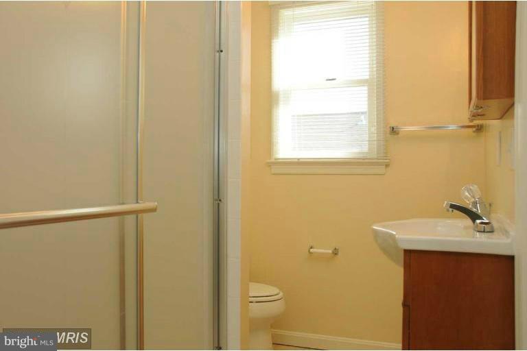 CLEMENTS COURT - Residential Lease