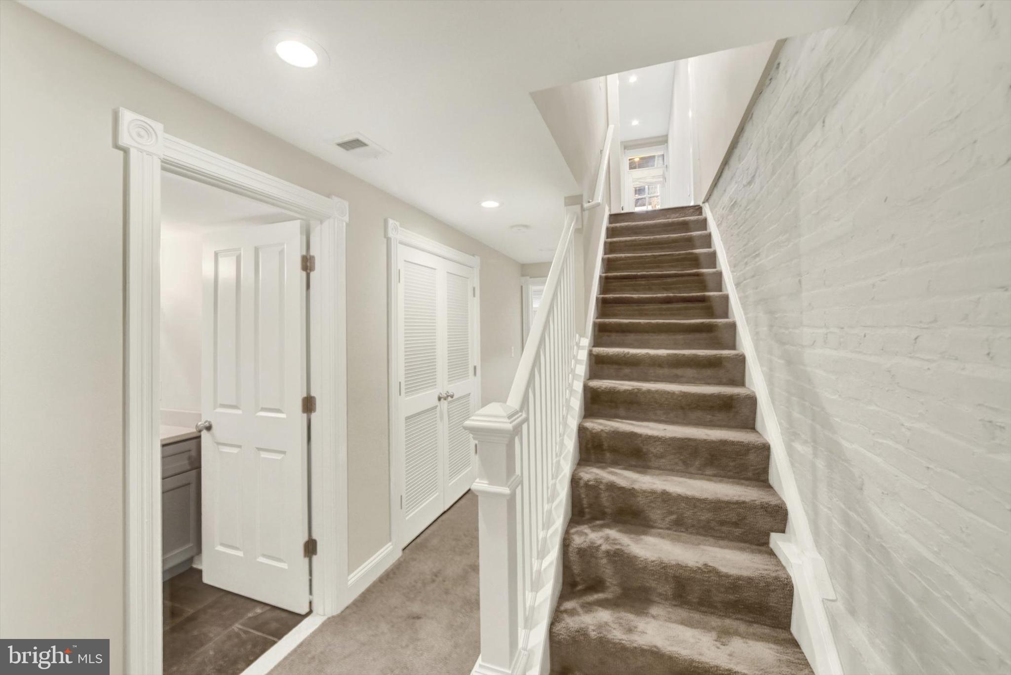 BREWERS HILL - Residential