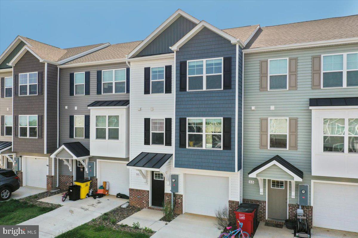 51 OLGA DR
