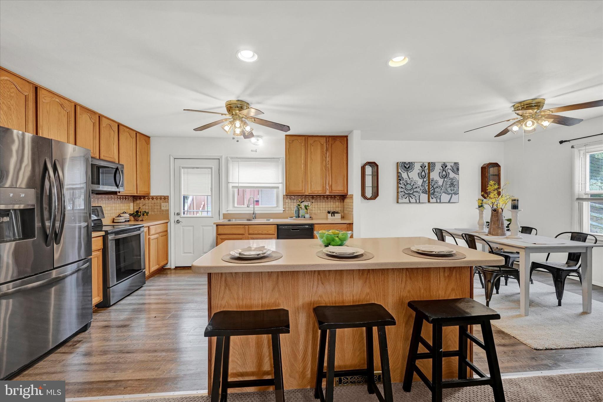 HOMESTEAD VILLAGE - Residential