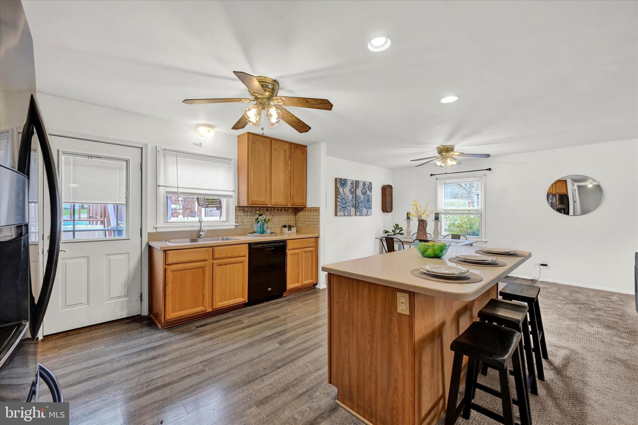 HOMESTEAD VILLAGE - Residential