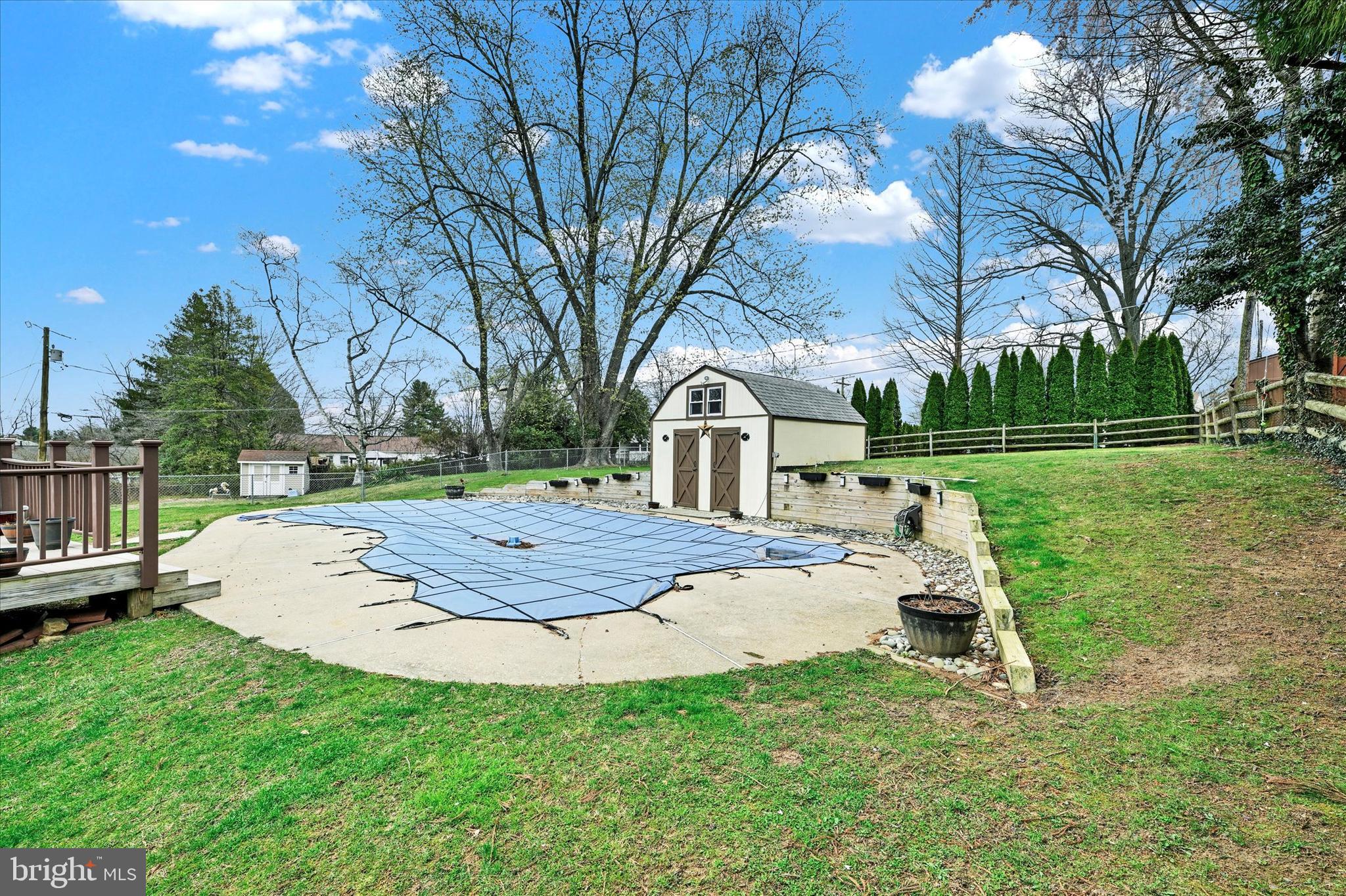 HOMESTEAD VILLAGE - Residential