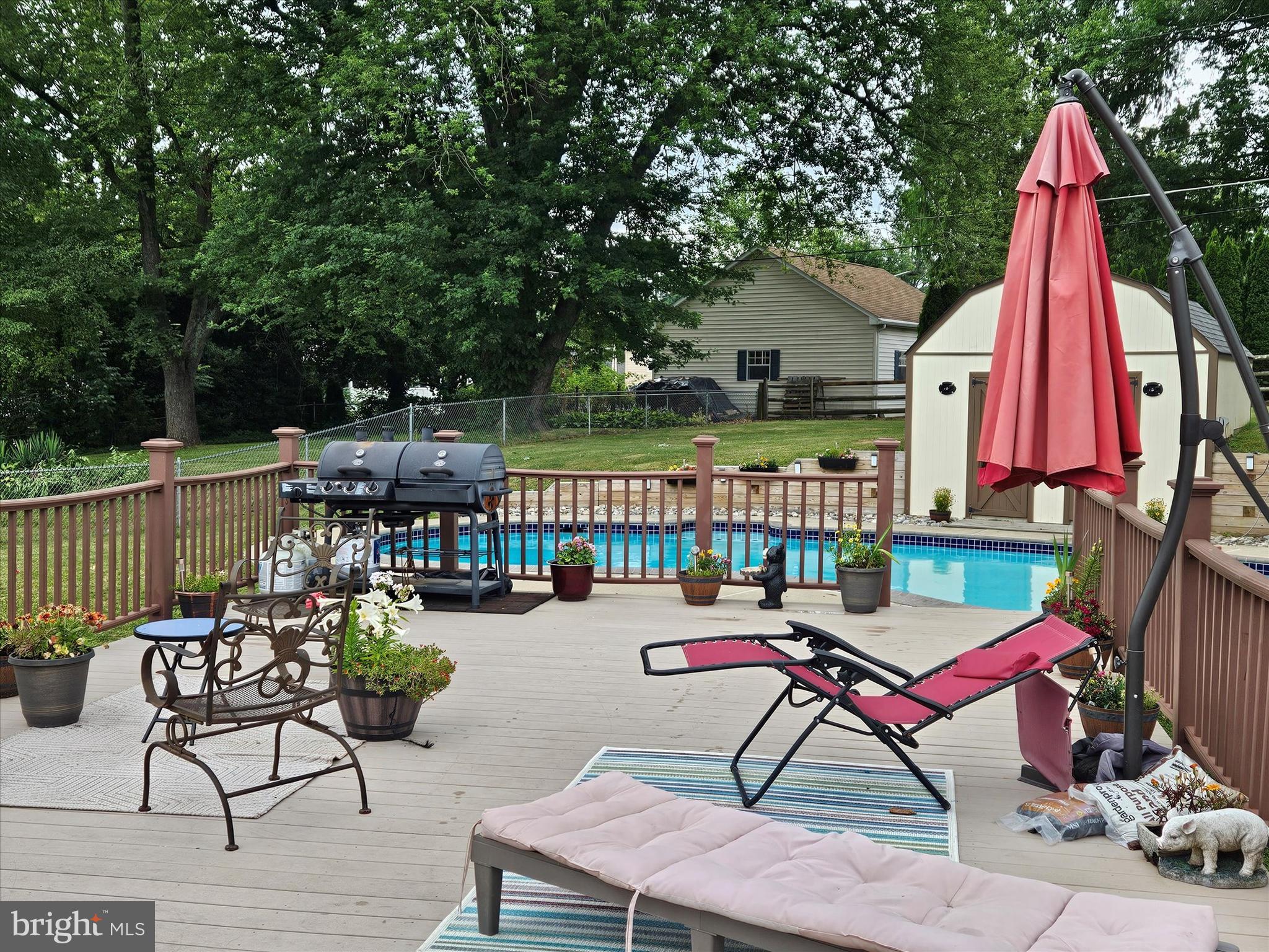 HOMESTEAD VILLAGE - Residential