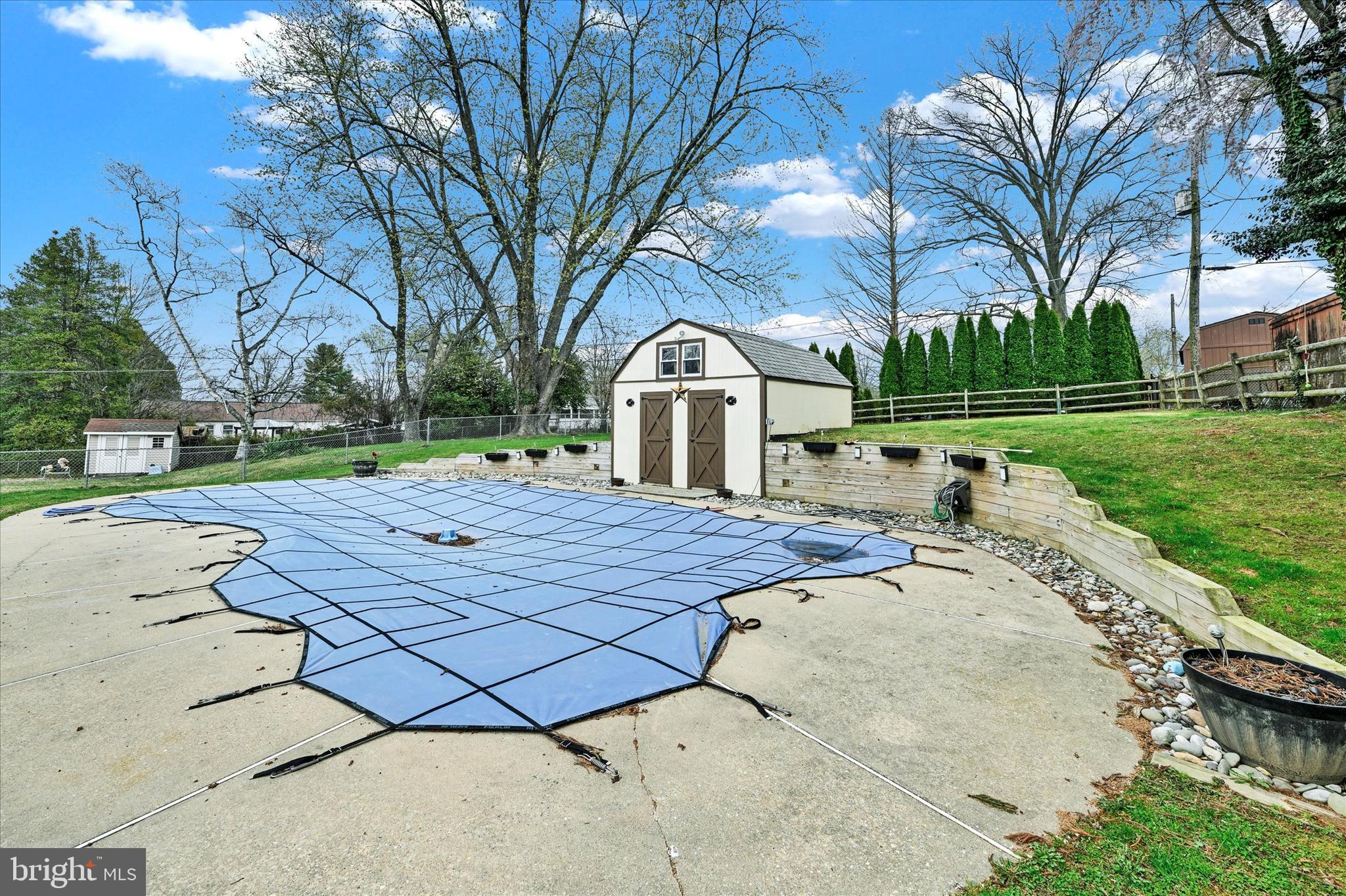 HOMESTEAD VILLAGE - Residential