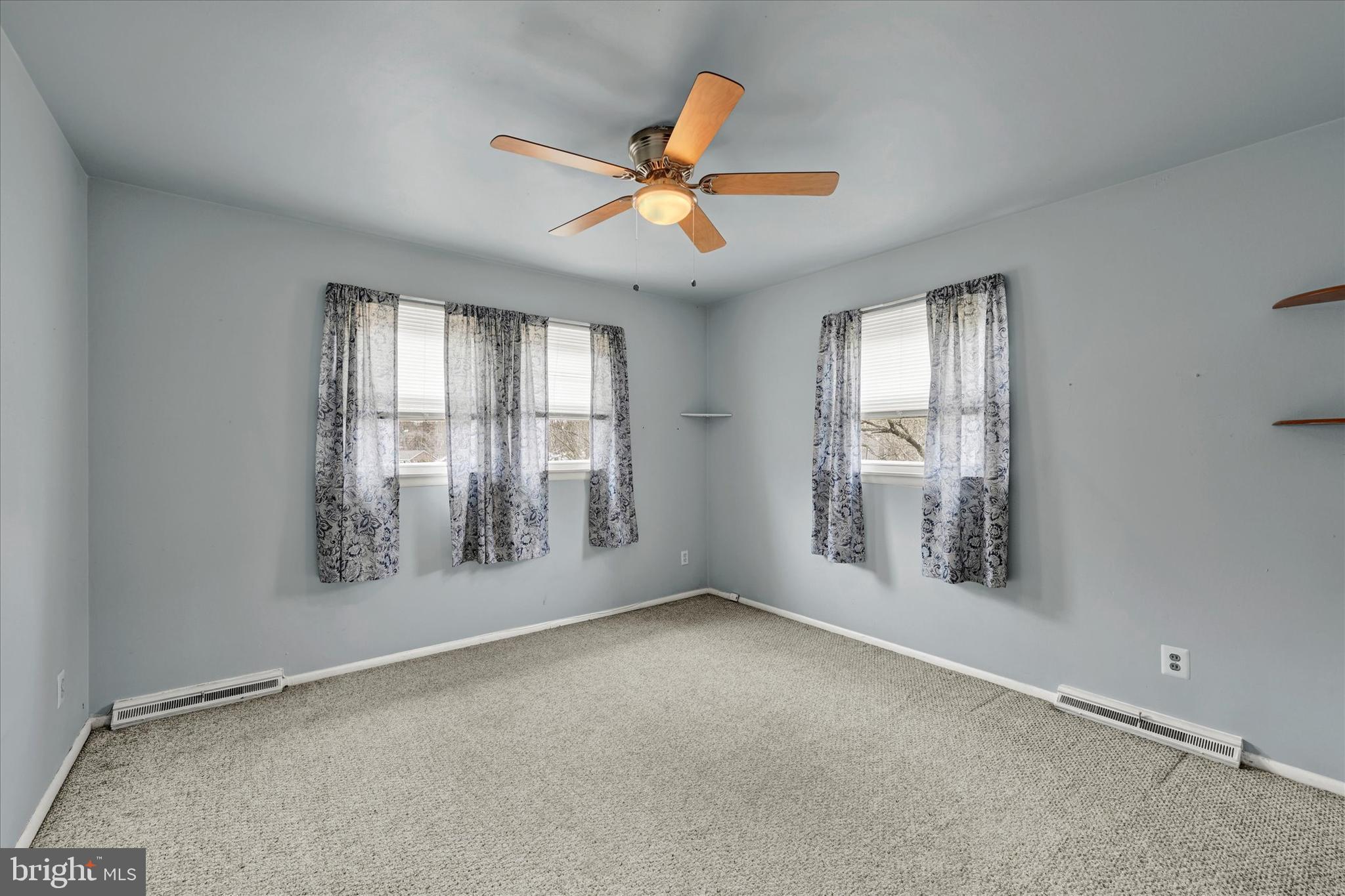 HOMESTEAD VILLAGE - Residential