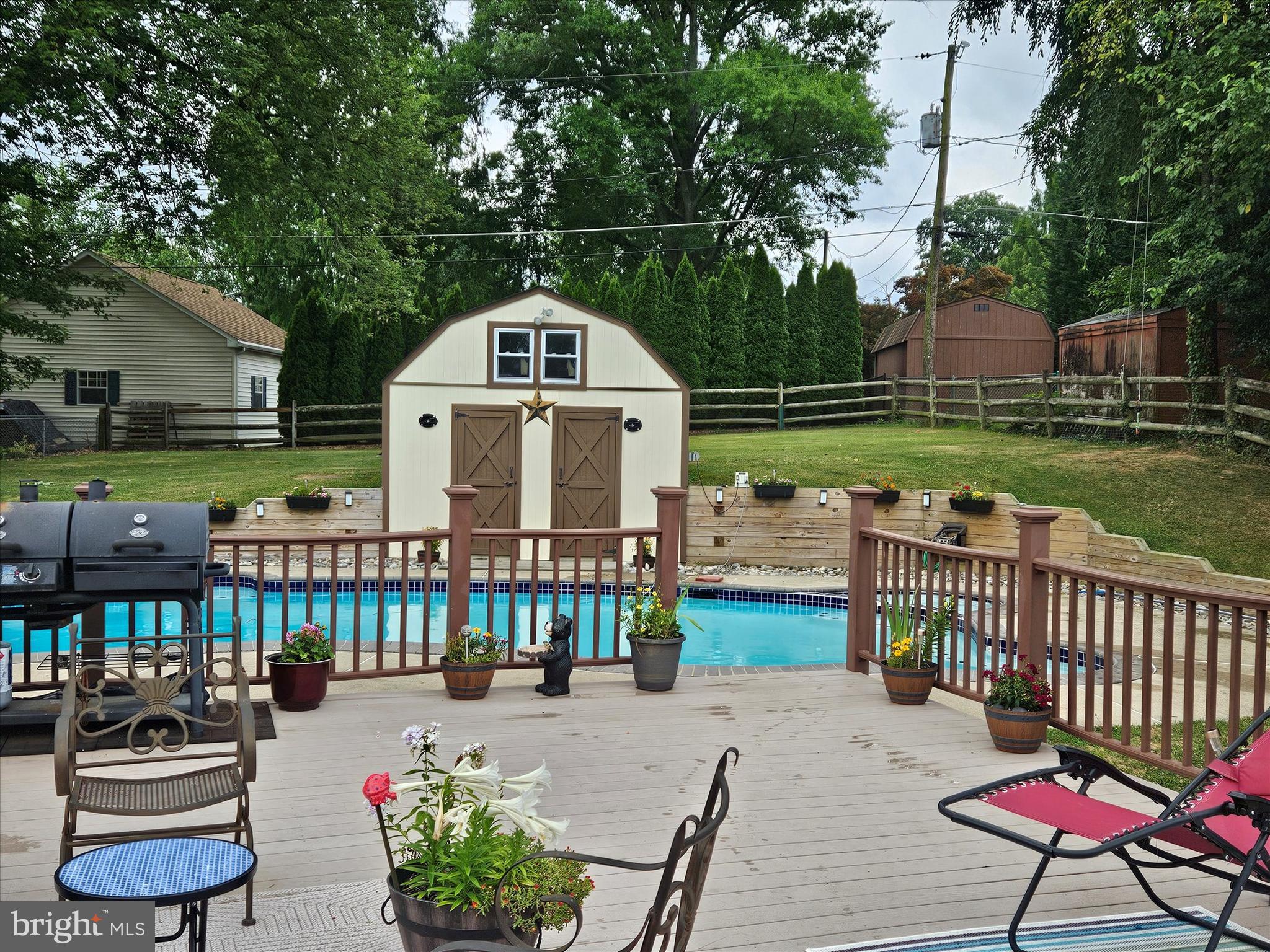 HOMESTEAD VILLAGE - Residential