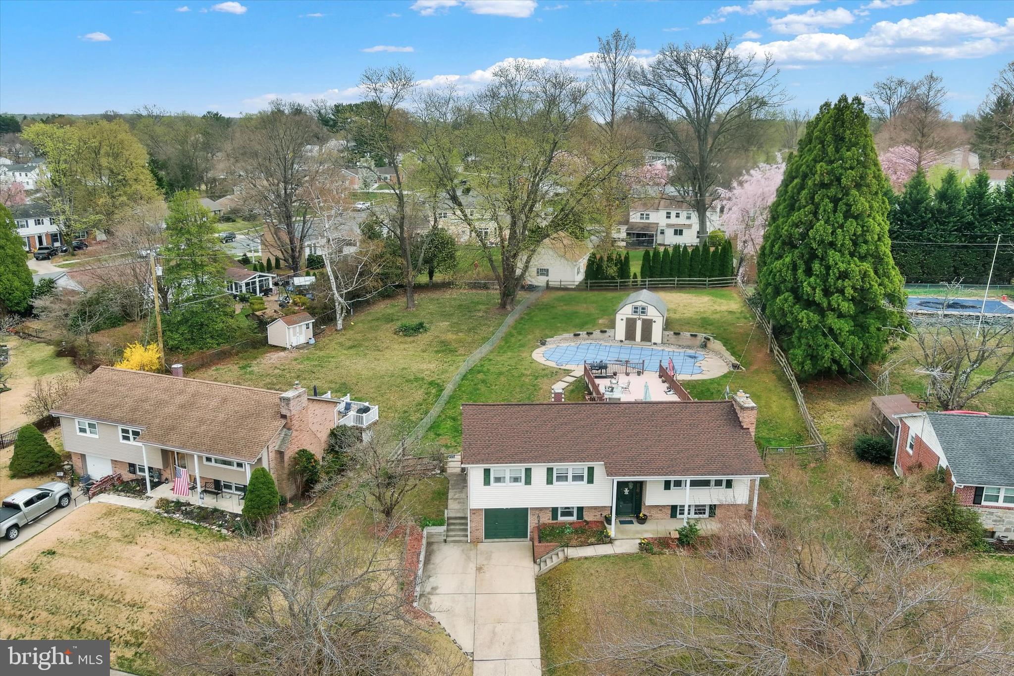 HOMESTEAD VILLAGE - Residential