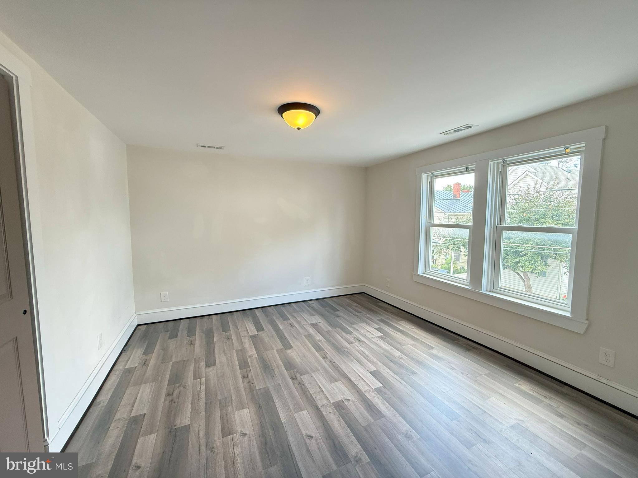 WINCHESTER CITY - Residential