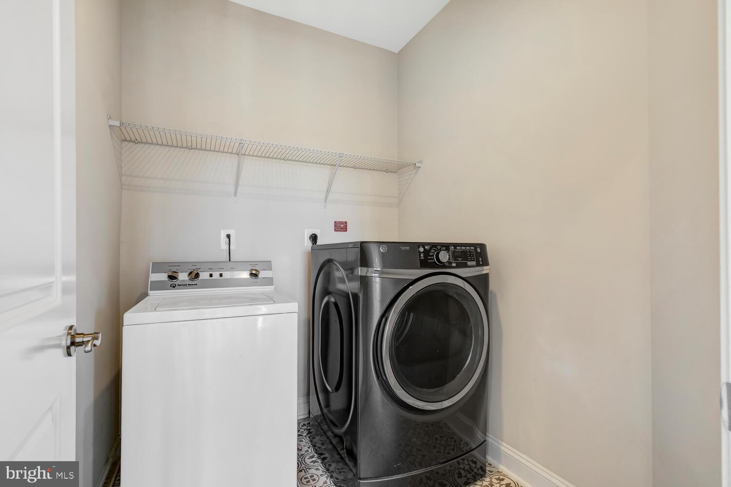 BURSTEIN - Residential