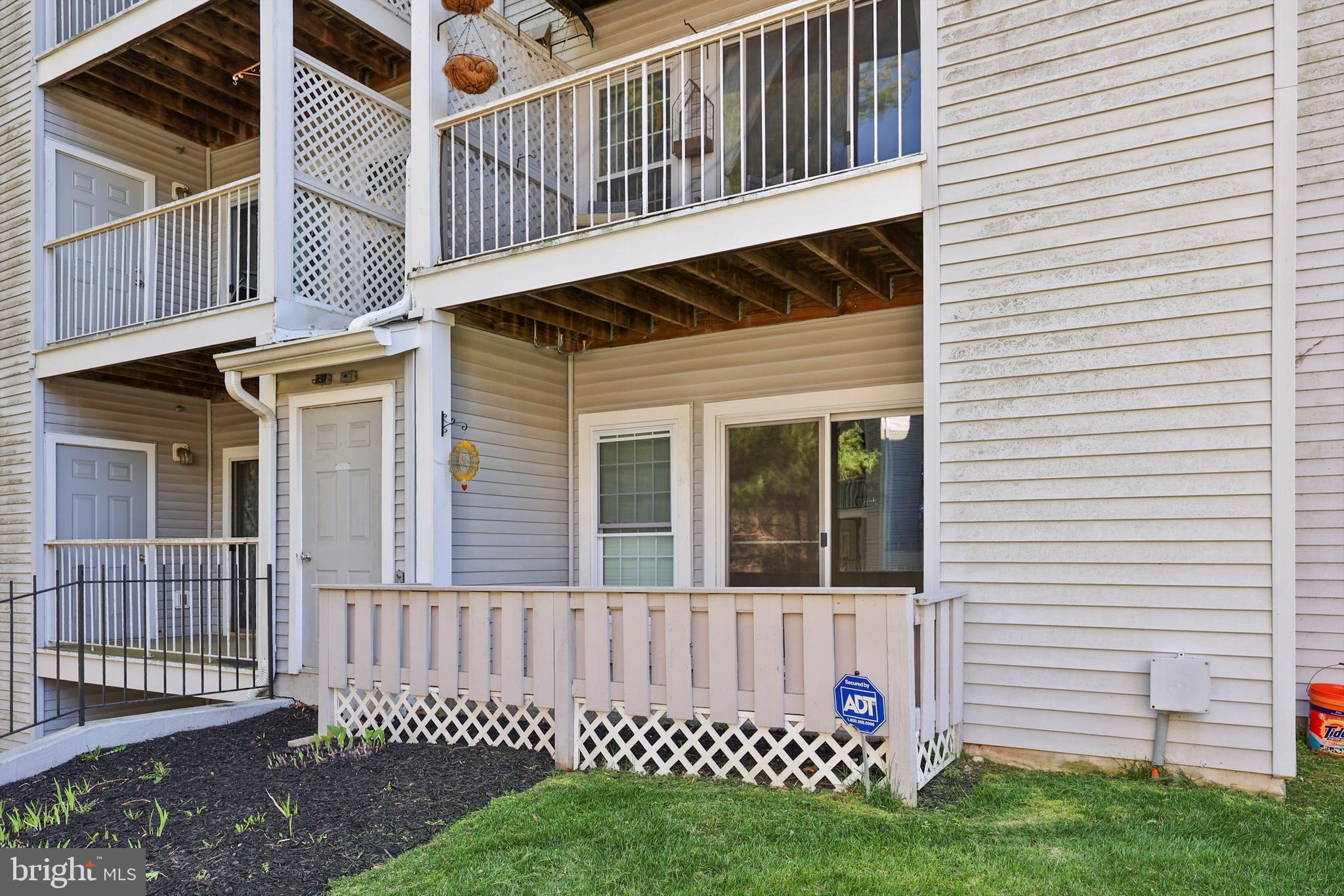 SILVERBROOK FARMS - Residential