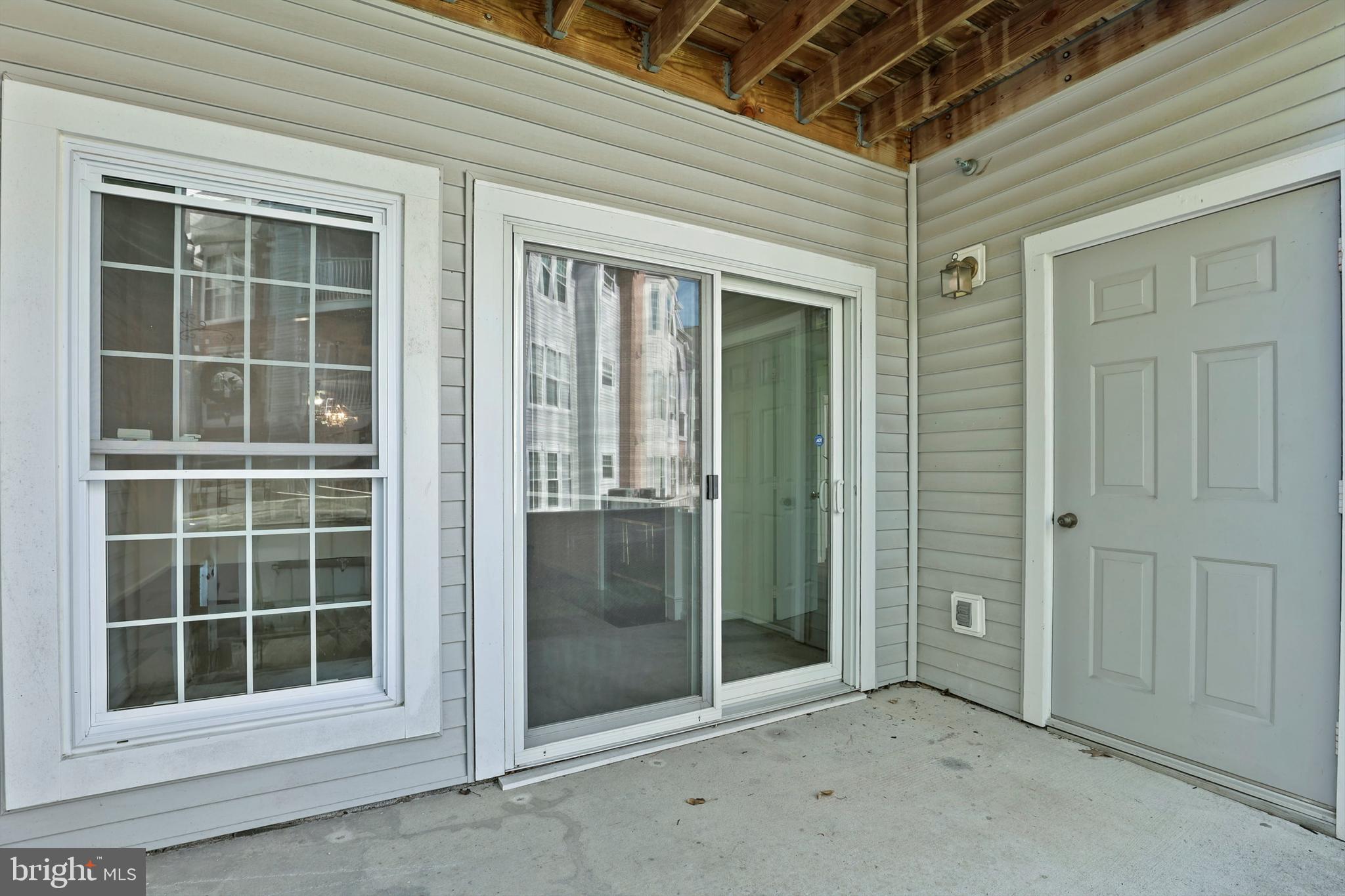 SILVERBROOK FARMS - Residential