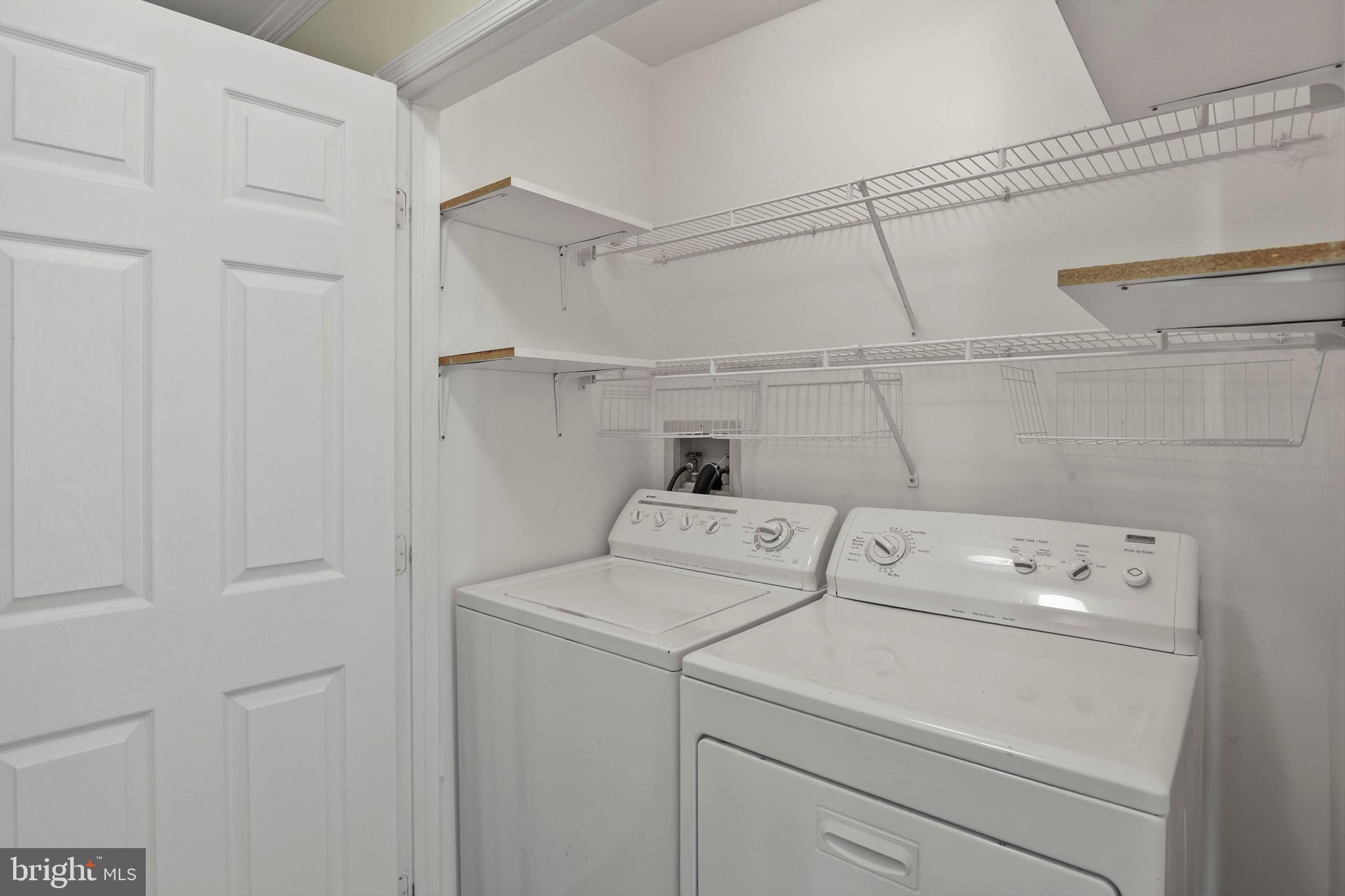 SILVERBROOK FARMS - Residential