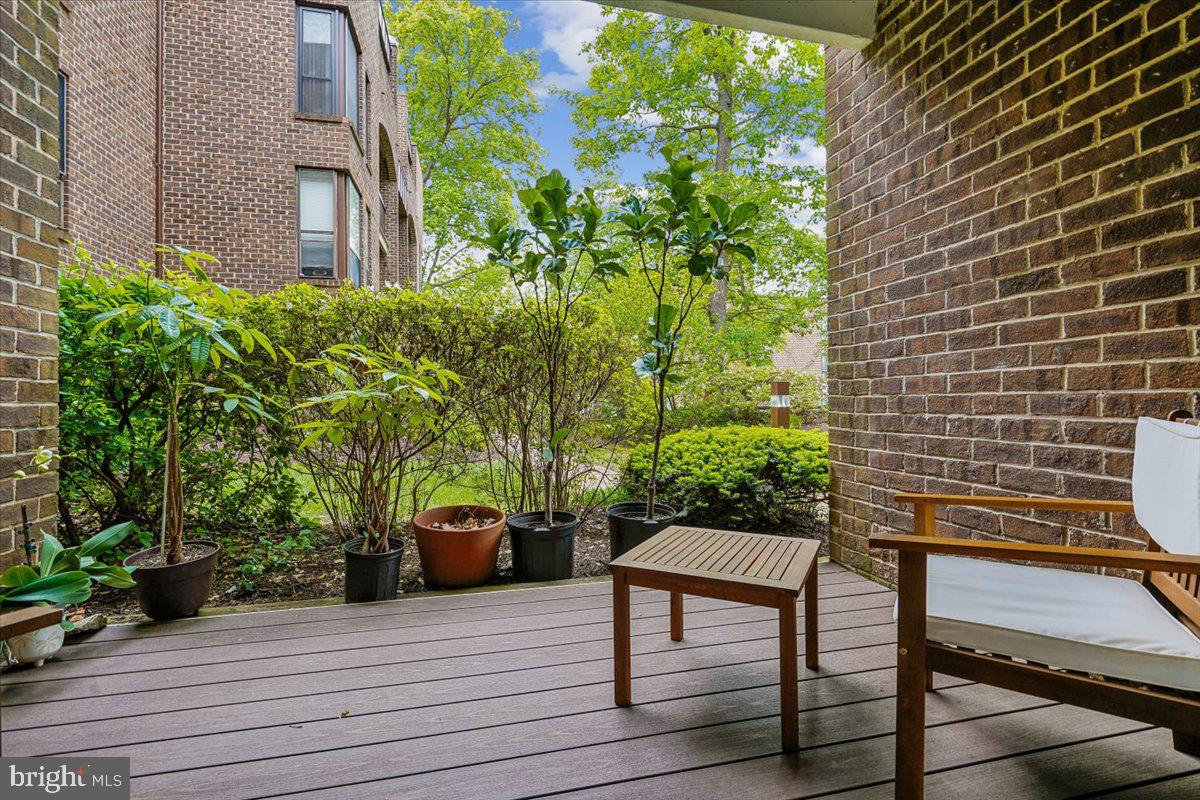 CHESTNUT GROVE - Residential
