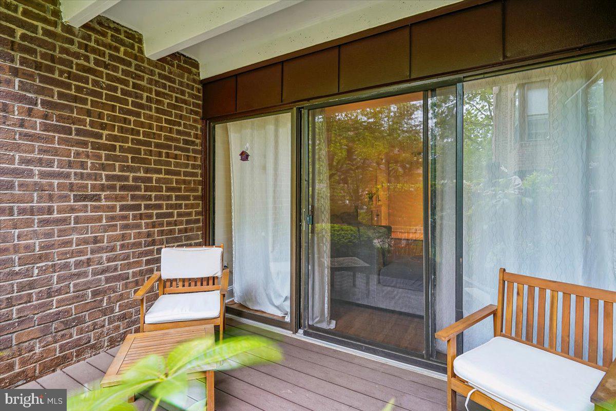 CHESTNUT GROVE - Residential