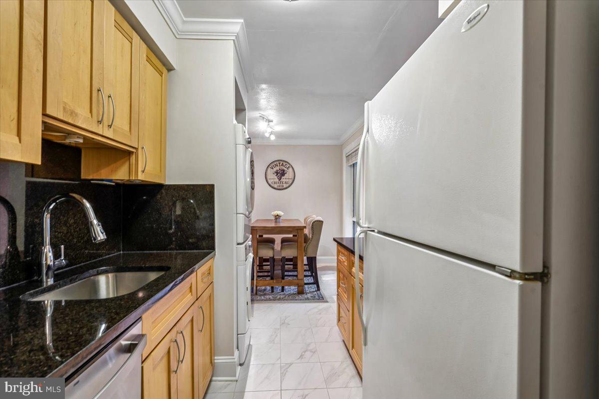 CHESTNUT GROVE - Residential
