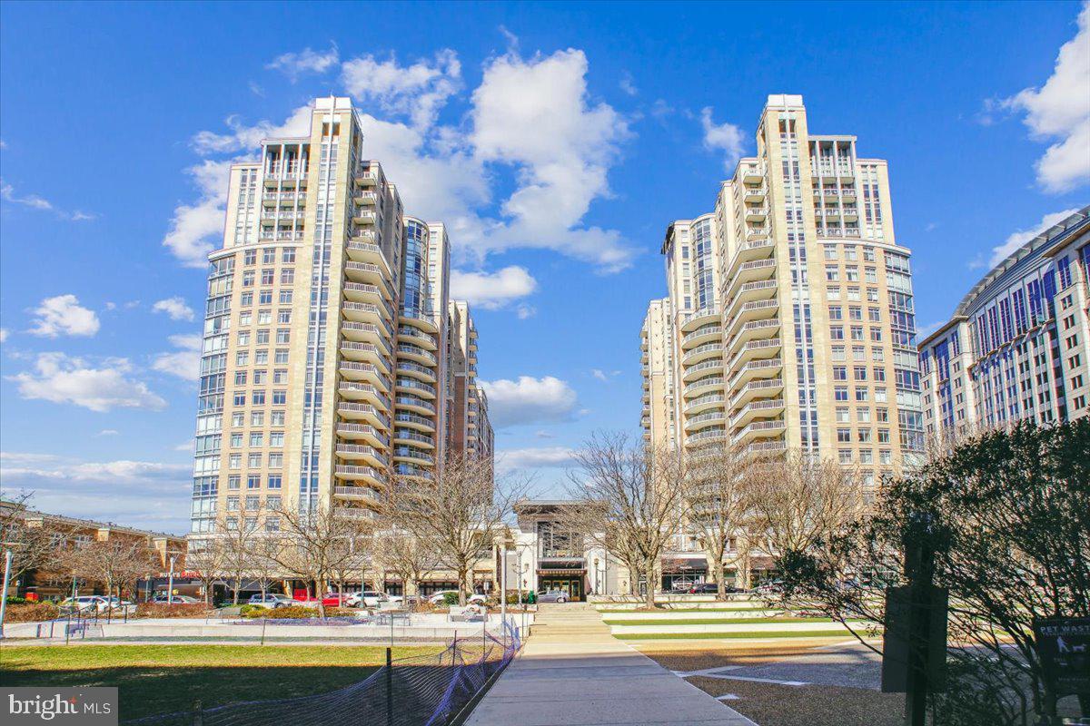 CHESTNUT GROVE - Residential