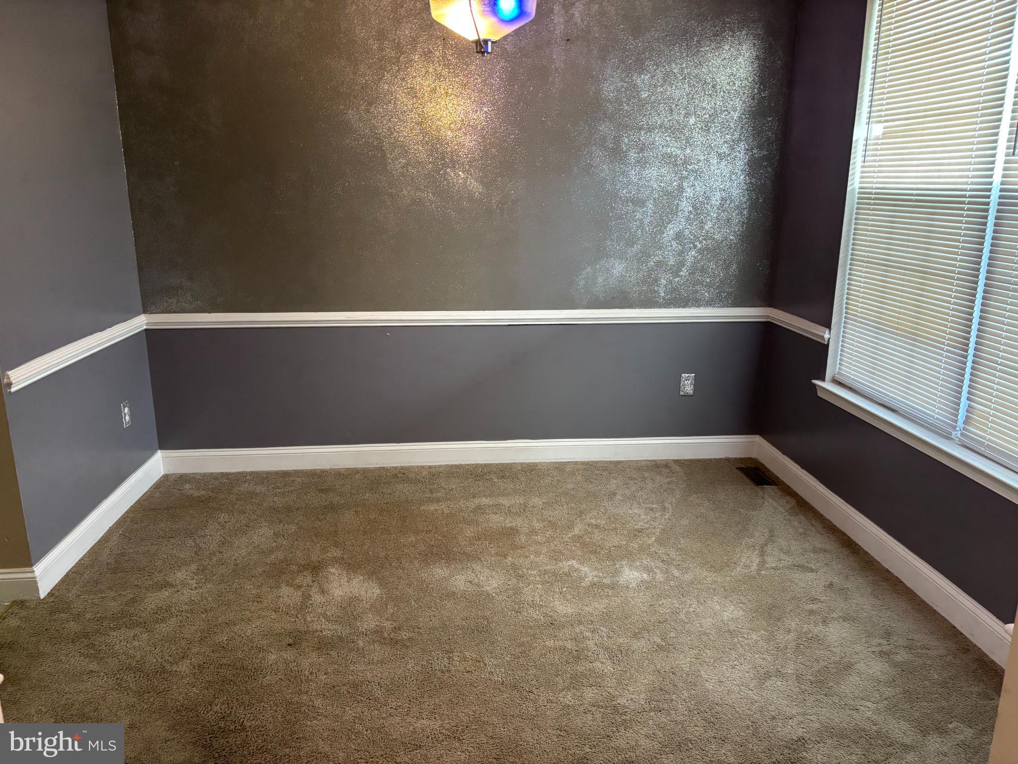 WESTBURY PUB - Residential Lease