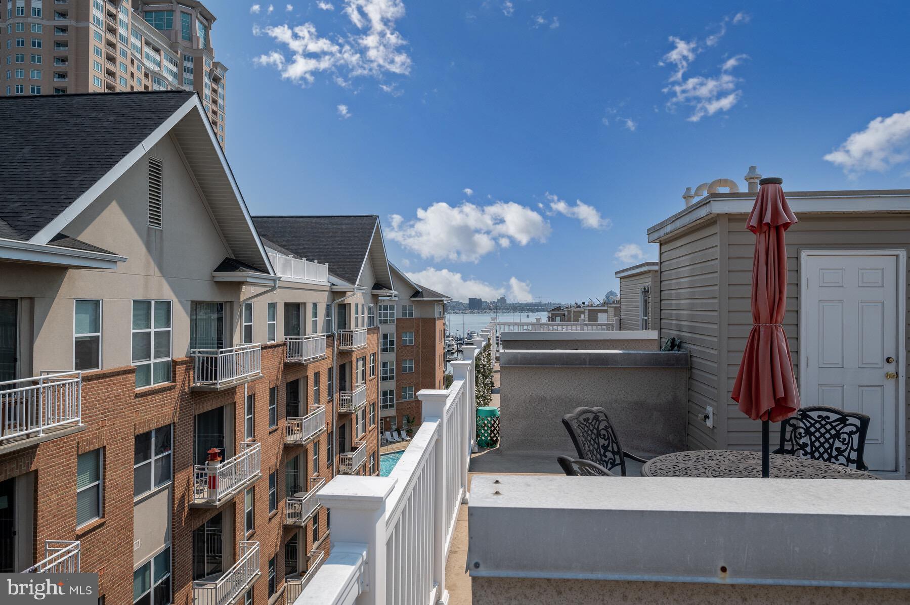 HARBORVIEW - Residential Lease