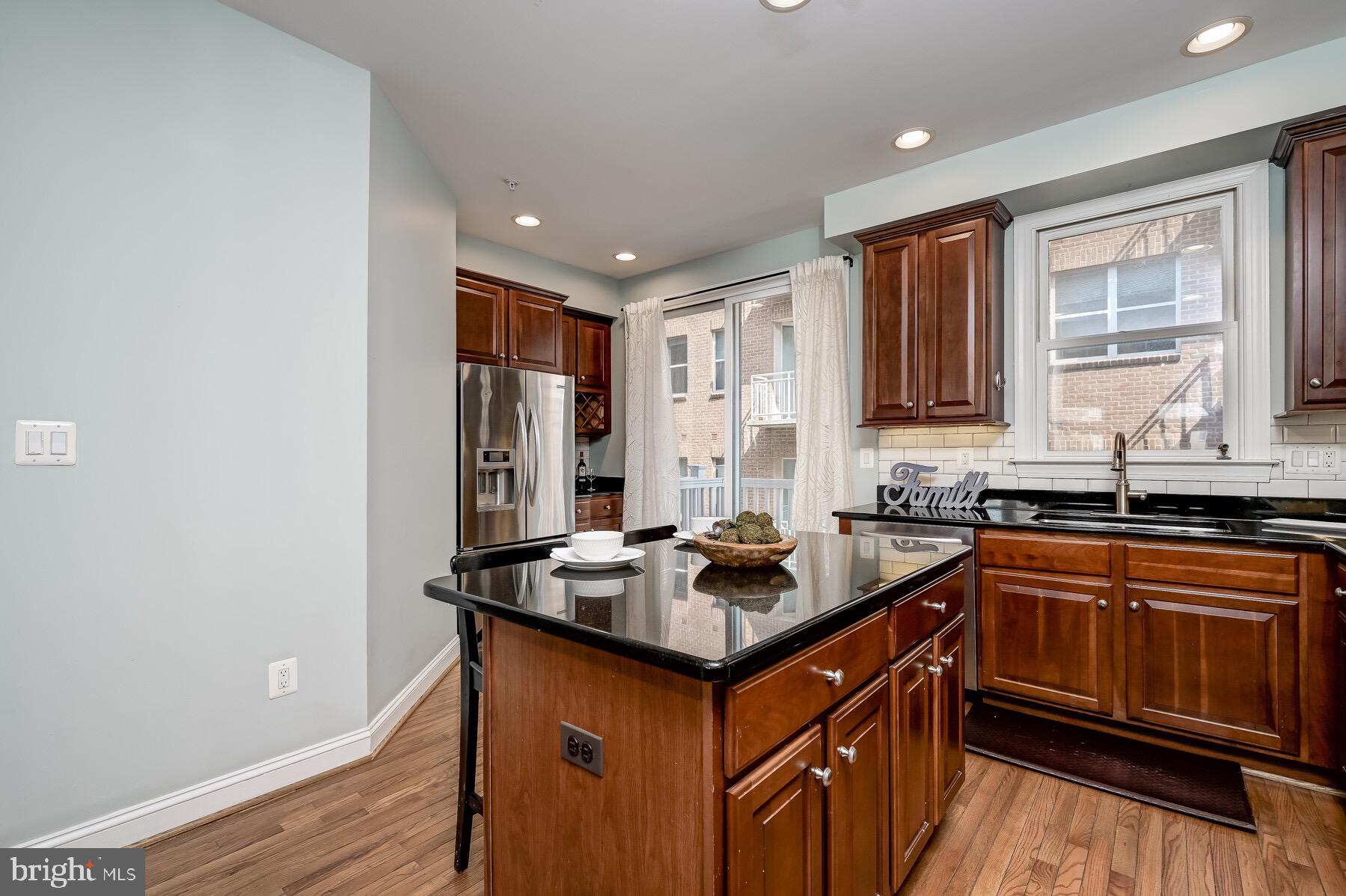 HARBORVIEW - Residential Lease