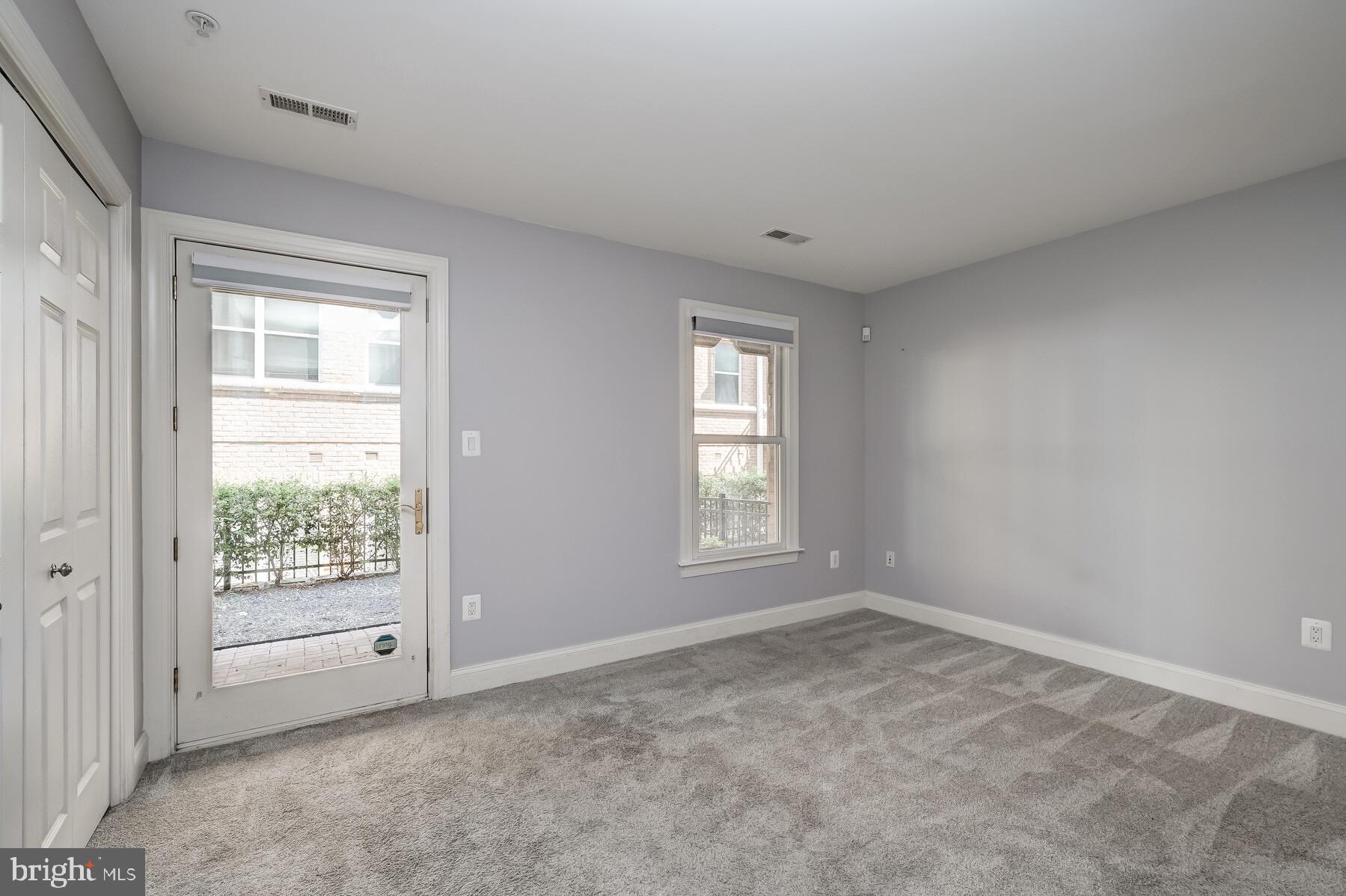 HARBORVIEW - Residential Lease