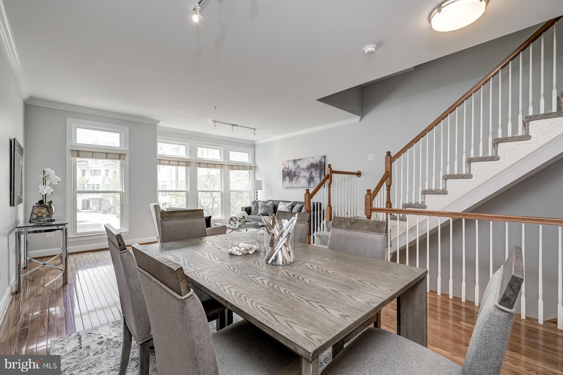 HARBORVIEW - Residential Lease