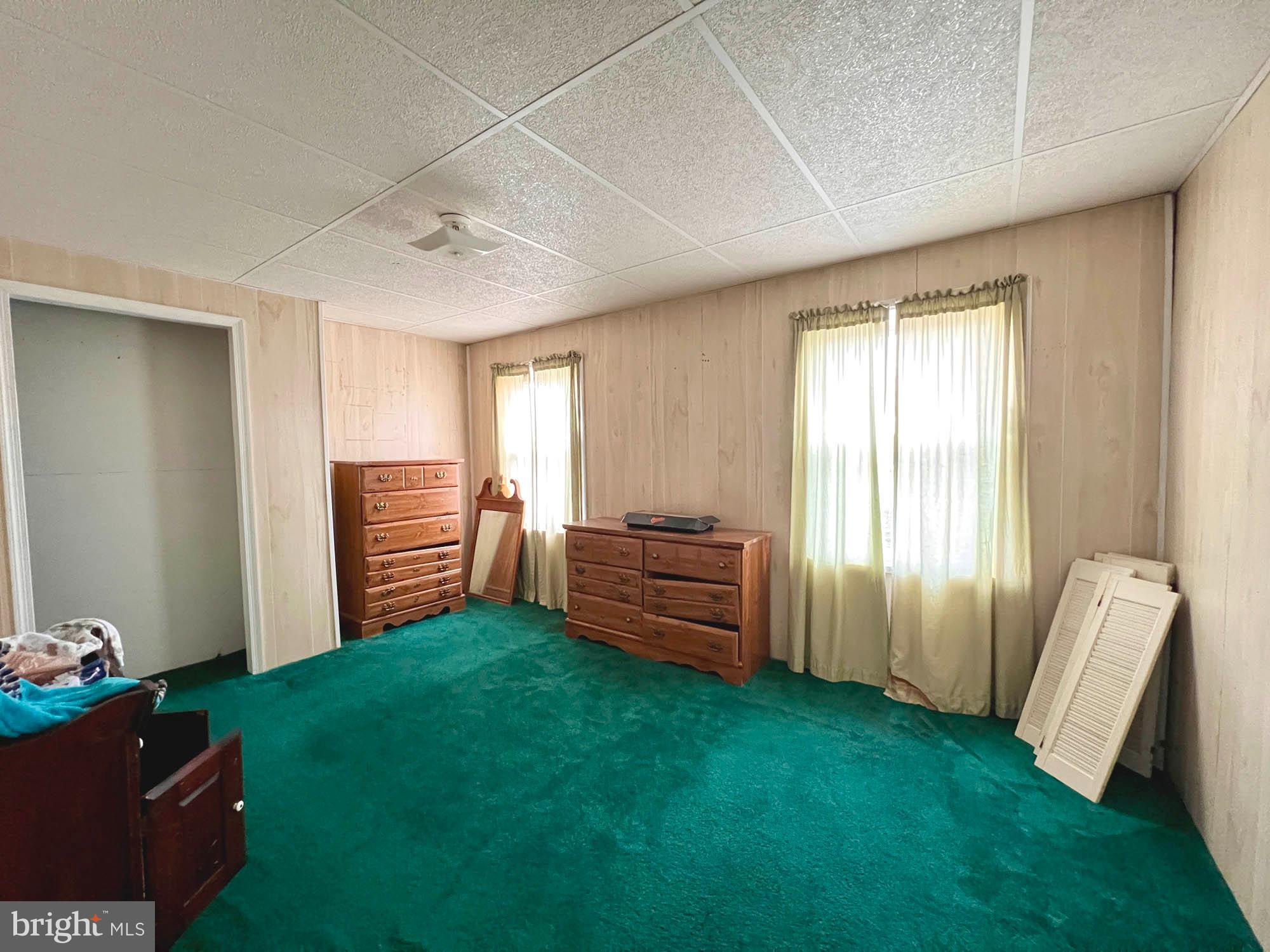 WASHINGTON VILLAGE - Residential