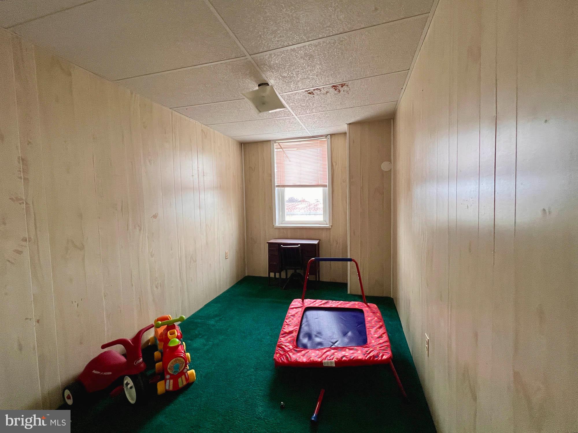 WASHINGTON VILLAGE - Residential