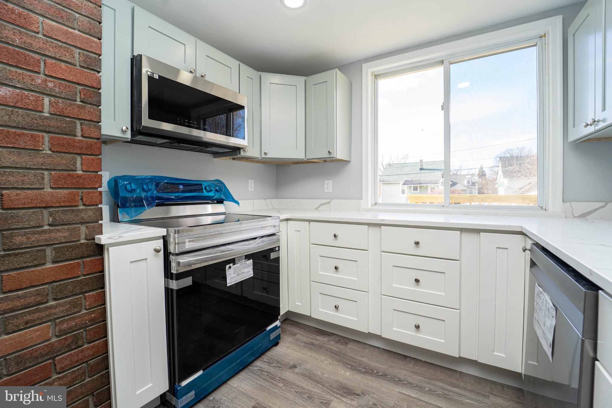 HAMILTON HEIGHTS - Residential