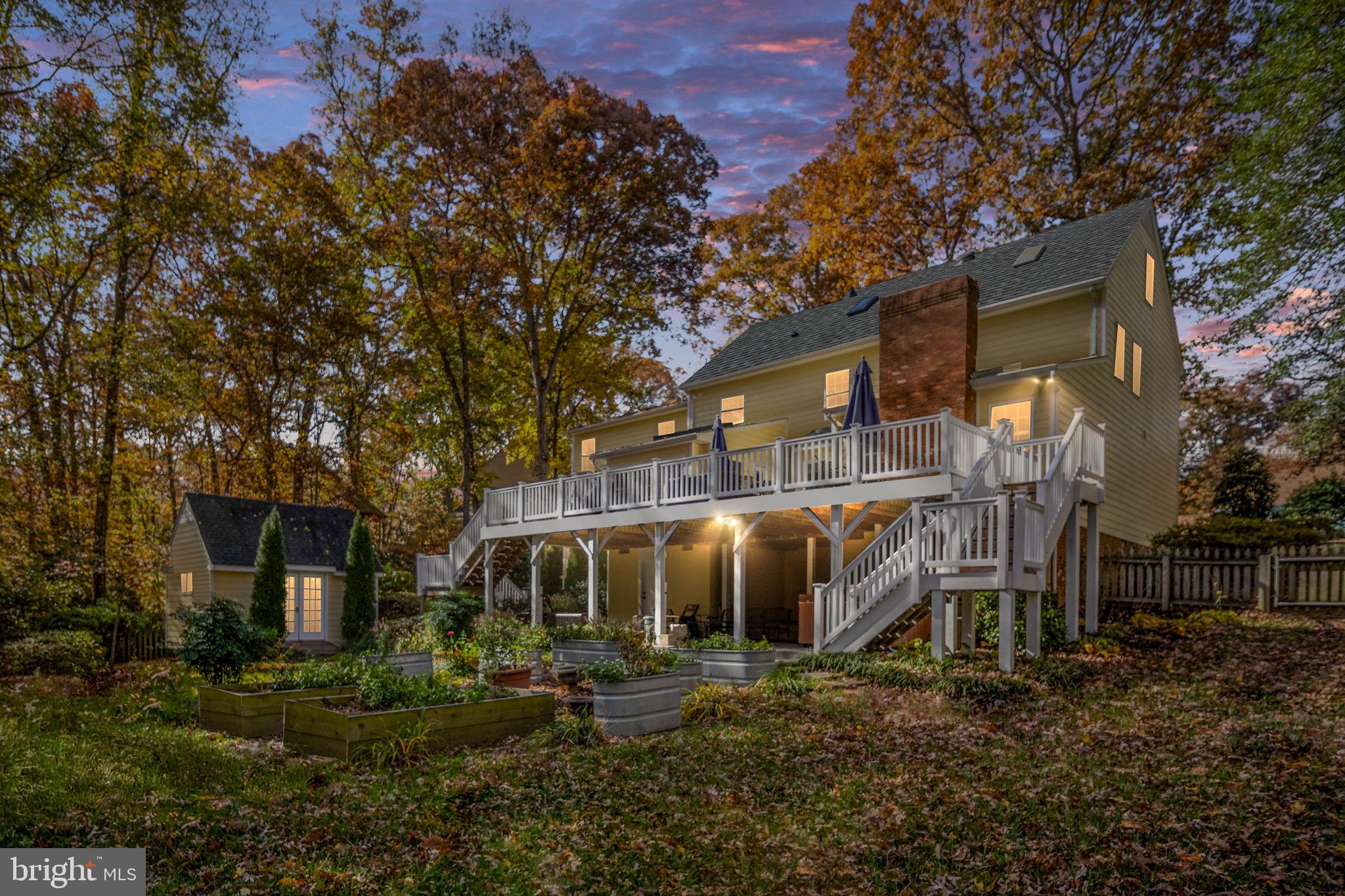 BREEZEWOOD - Residential