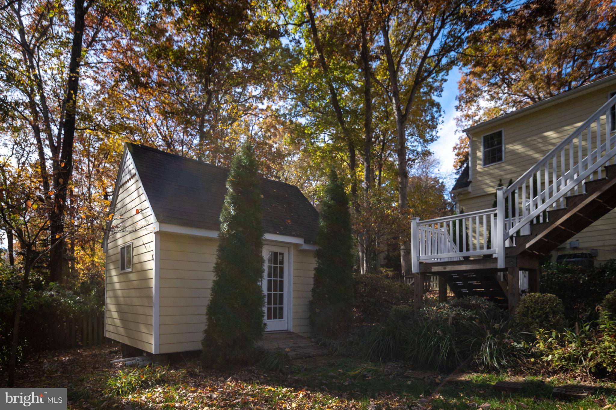 BREEZEWOOD - Residential