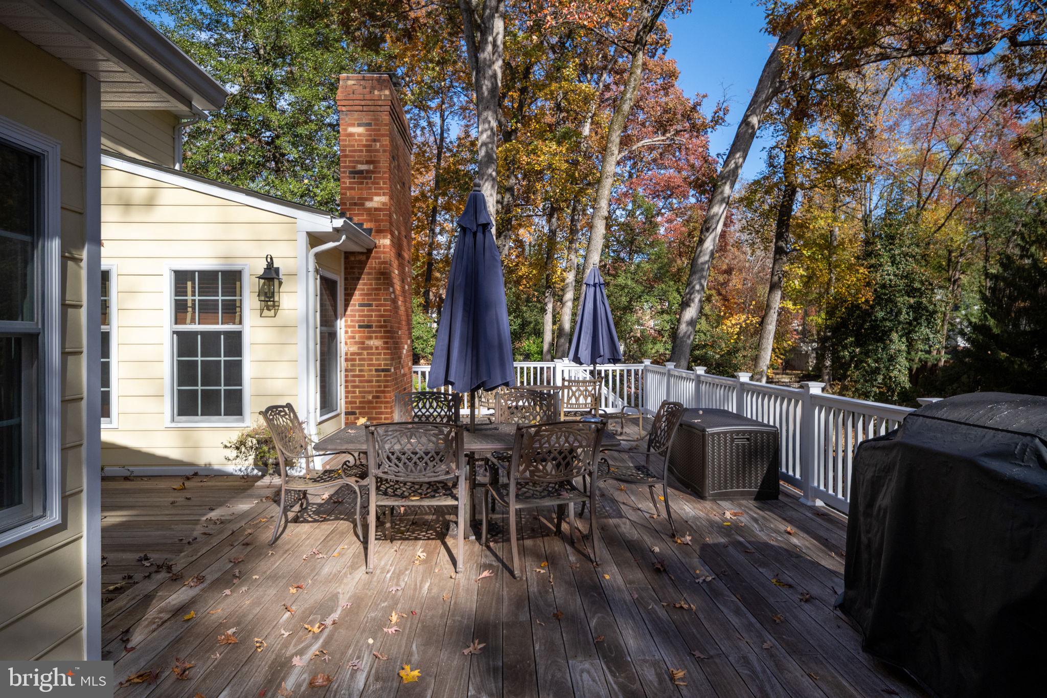 BREEZEWOOD - Residential