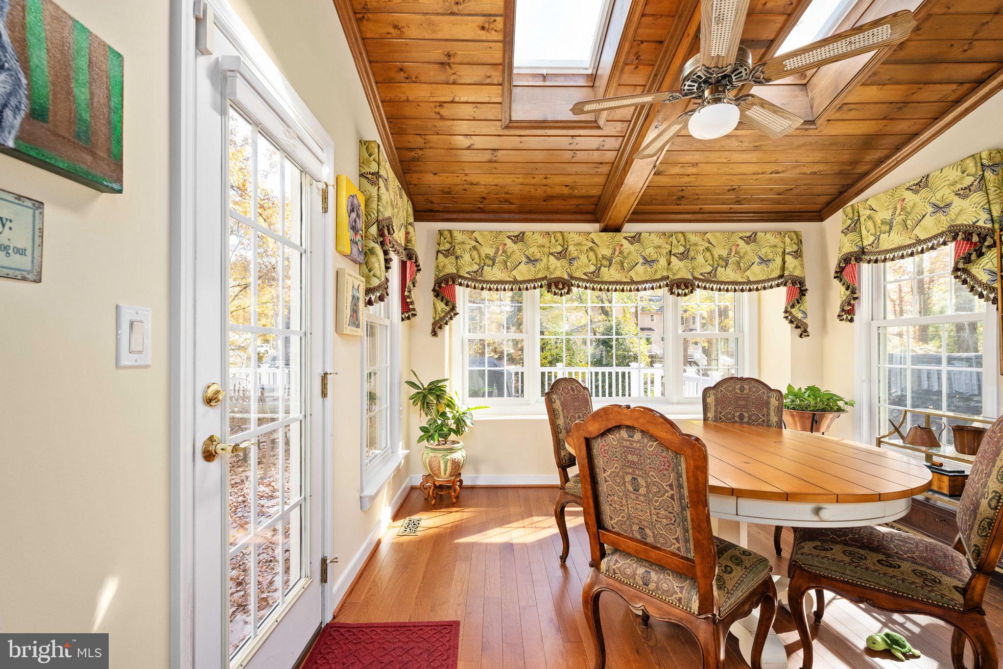 BREEZEWOOD - Residential