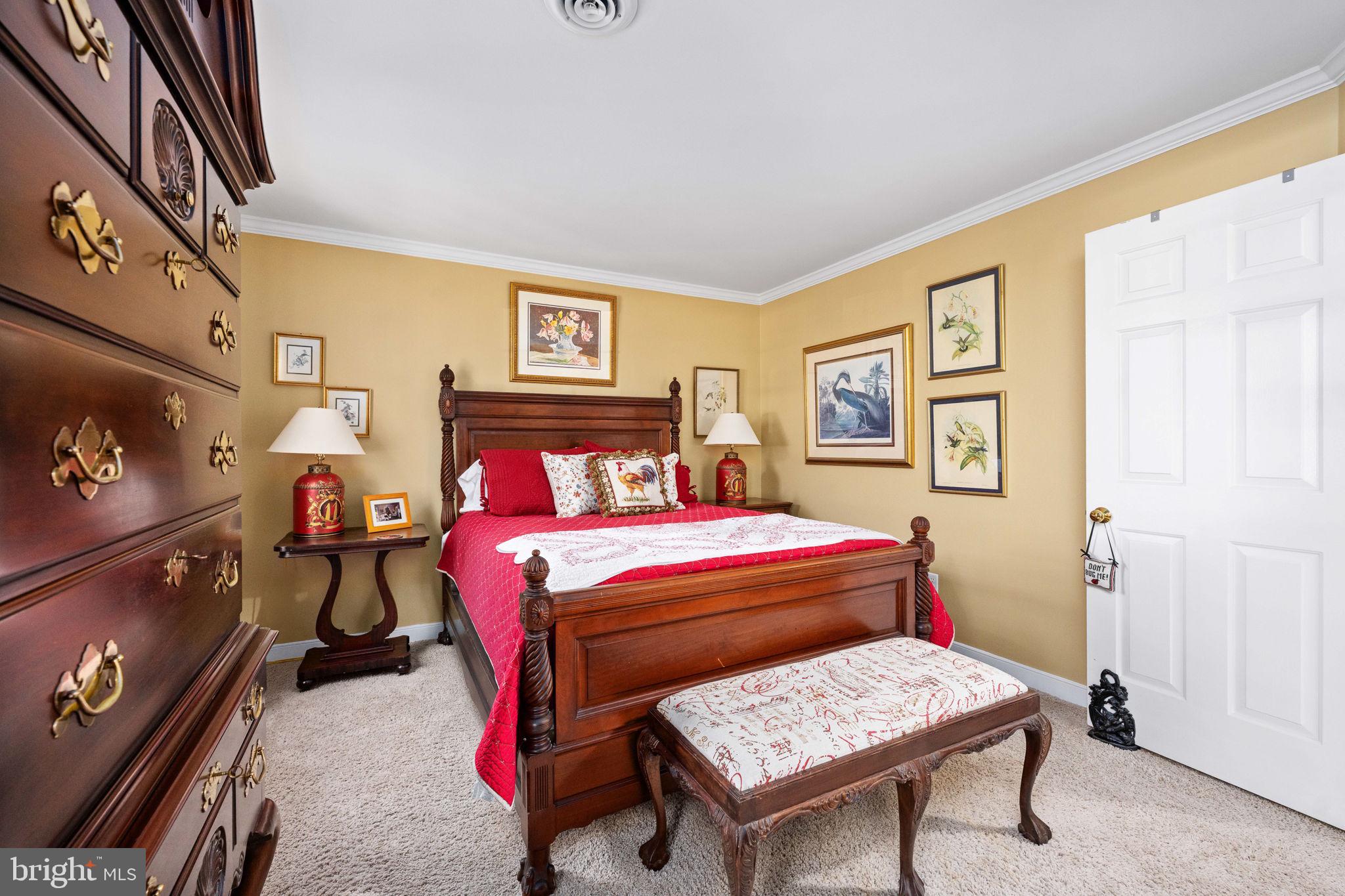 BREEZEWOOD - Residential