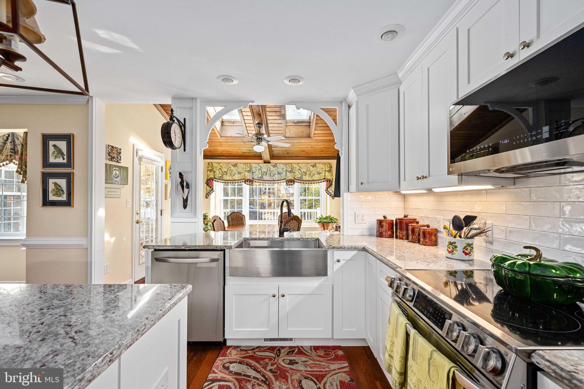 BREEZEWOOD - Residential