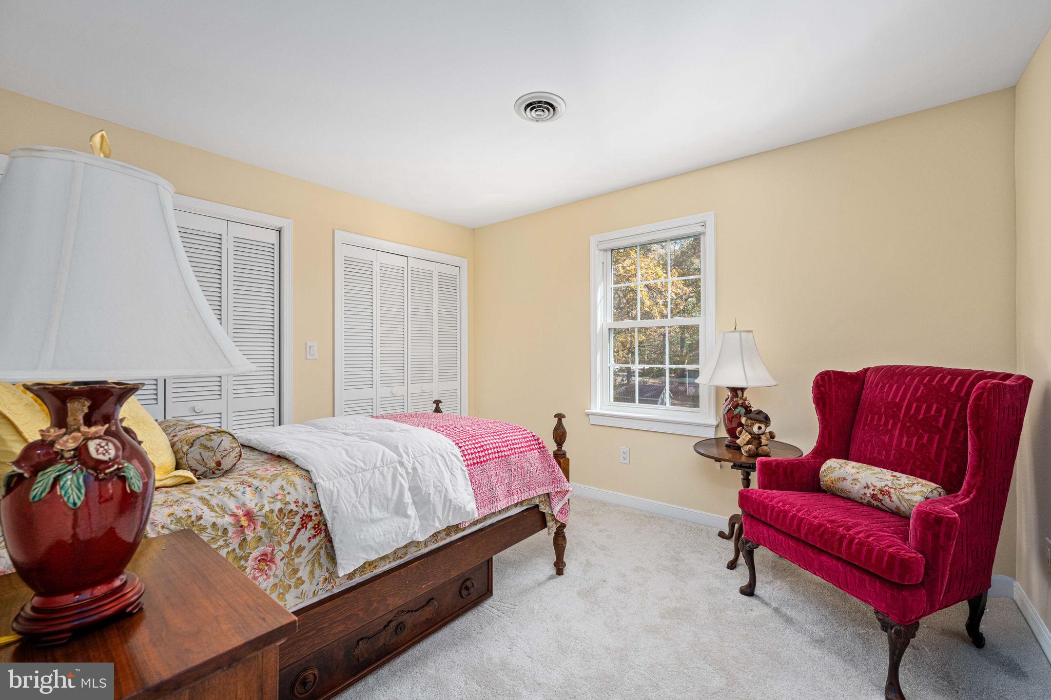 BREEZEWOOD - Residential