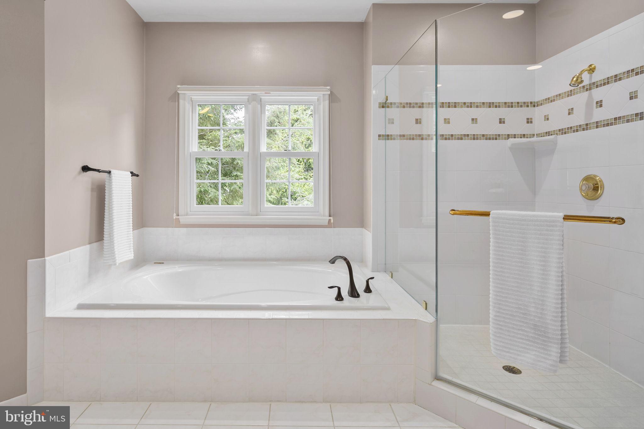 LOCKMAR - Residential