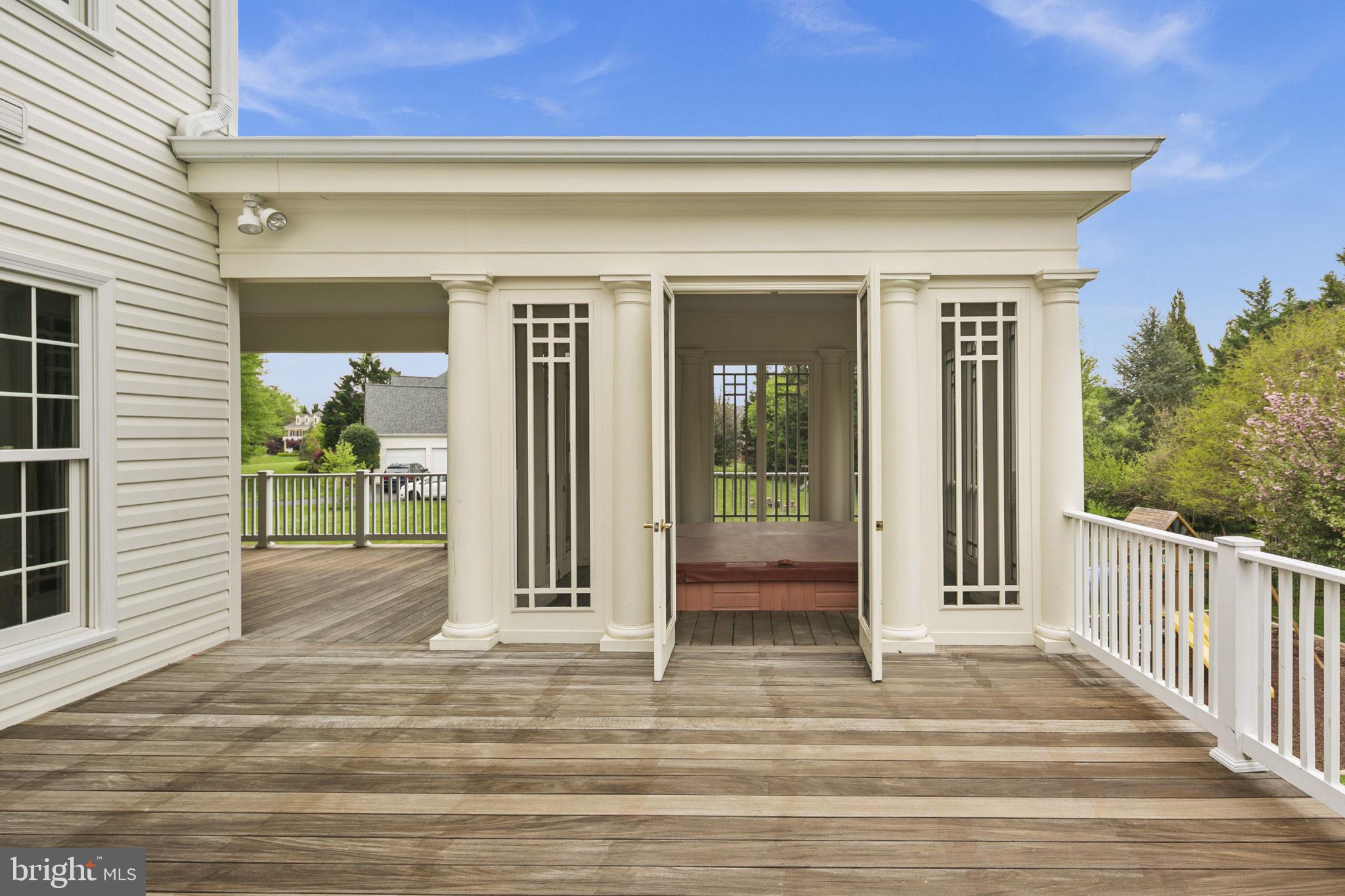 LOCKMAR - Residential