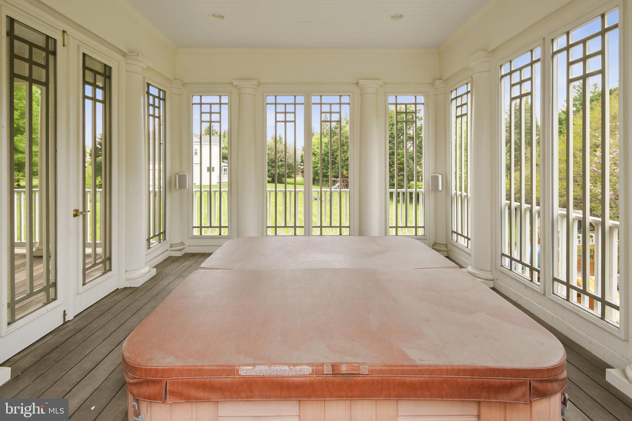 LOCKMAR - Residential