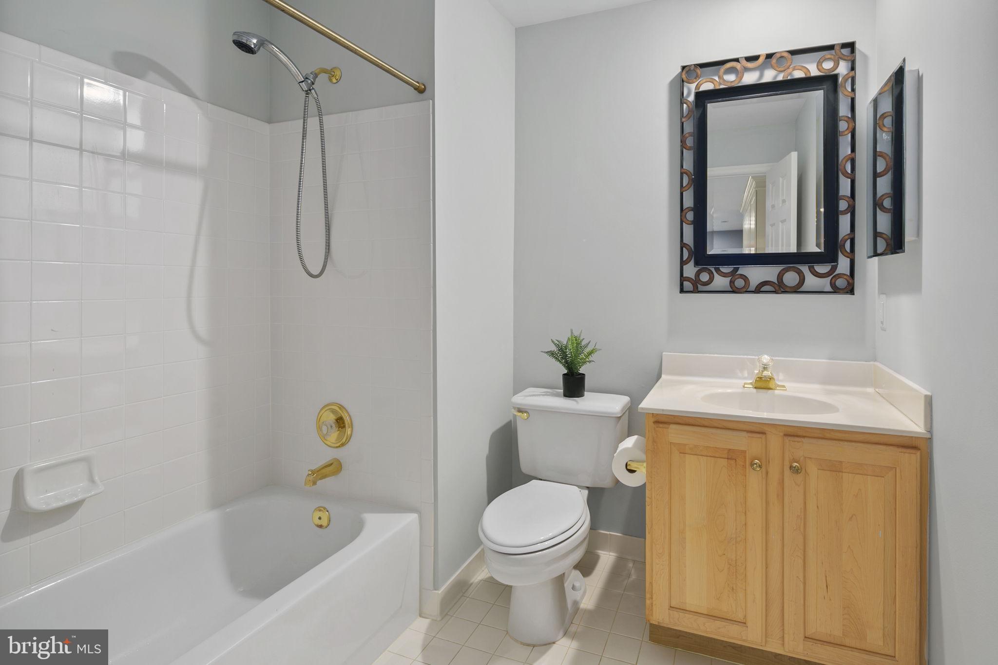 LOCKMAR - Residential