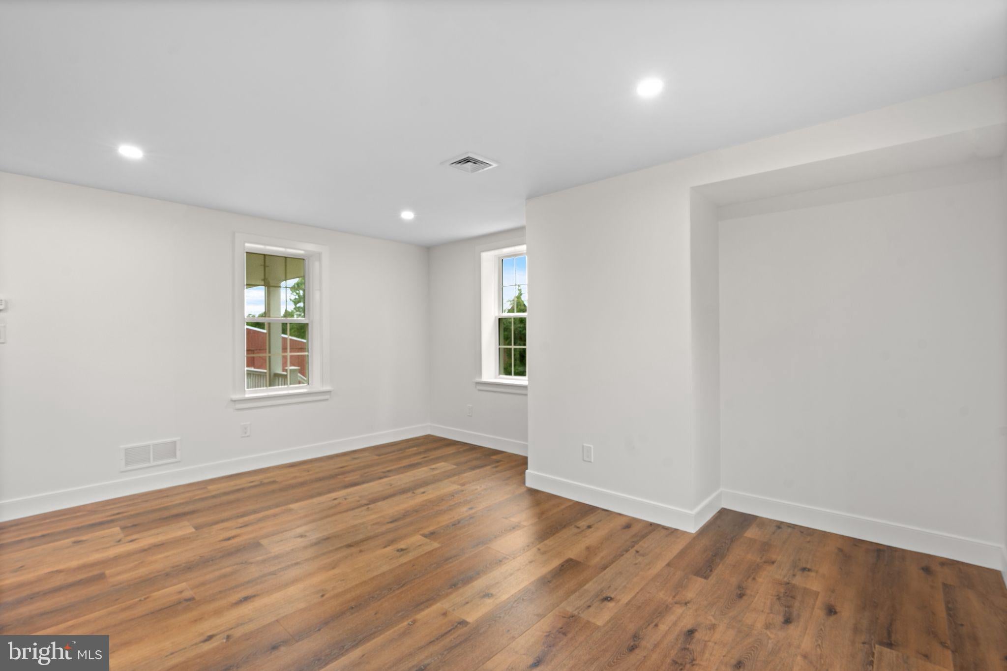 110 E LUCKY ESTATES DRIVE