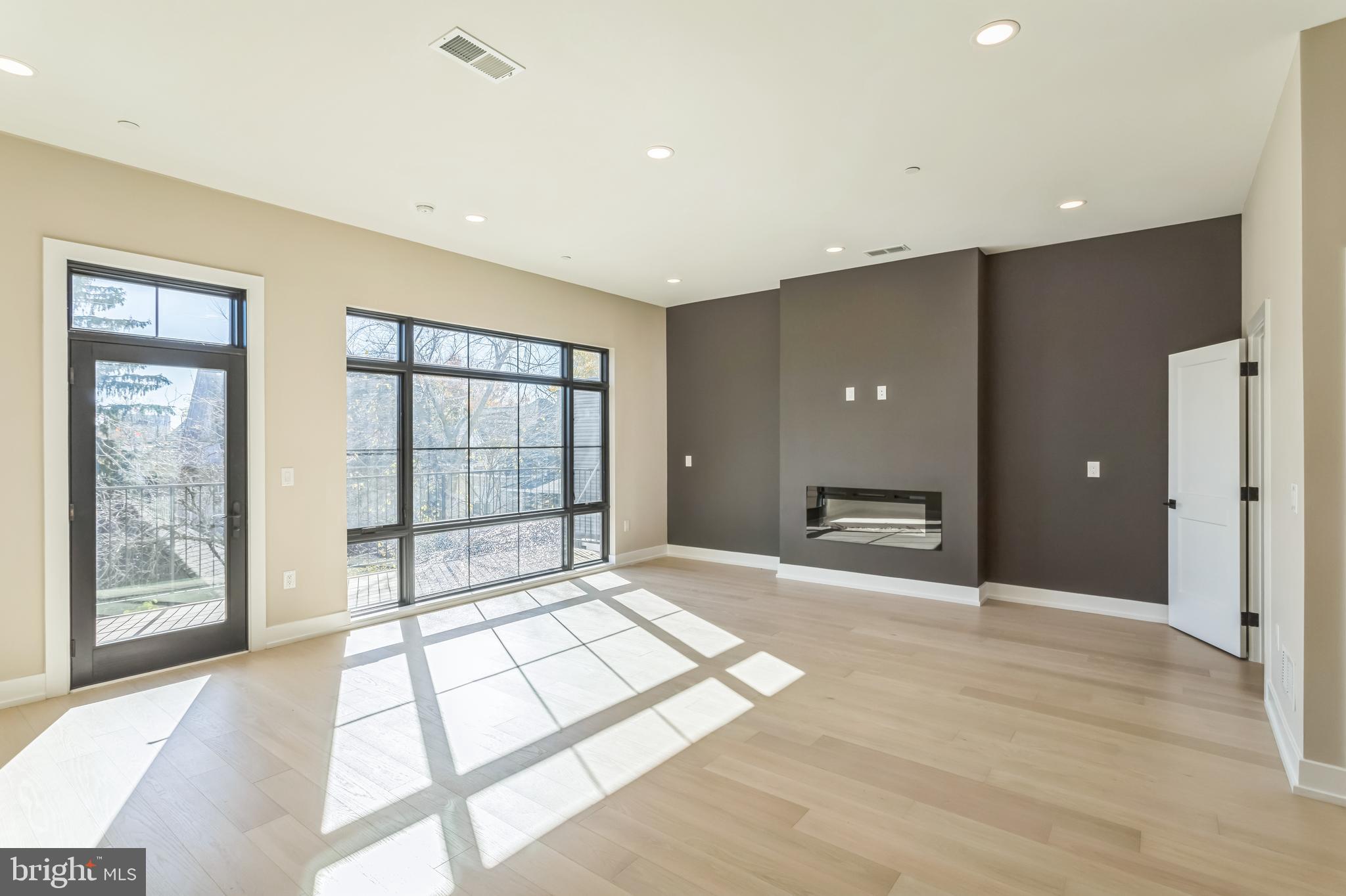 PHILADELPHIA - Residential