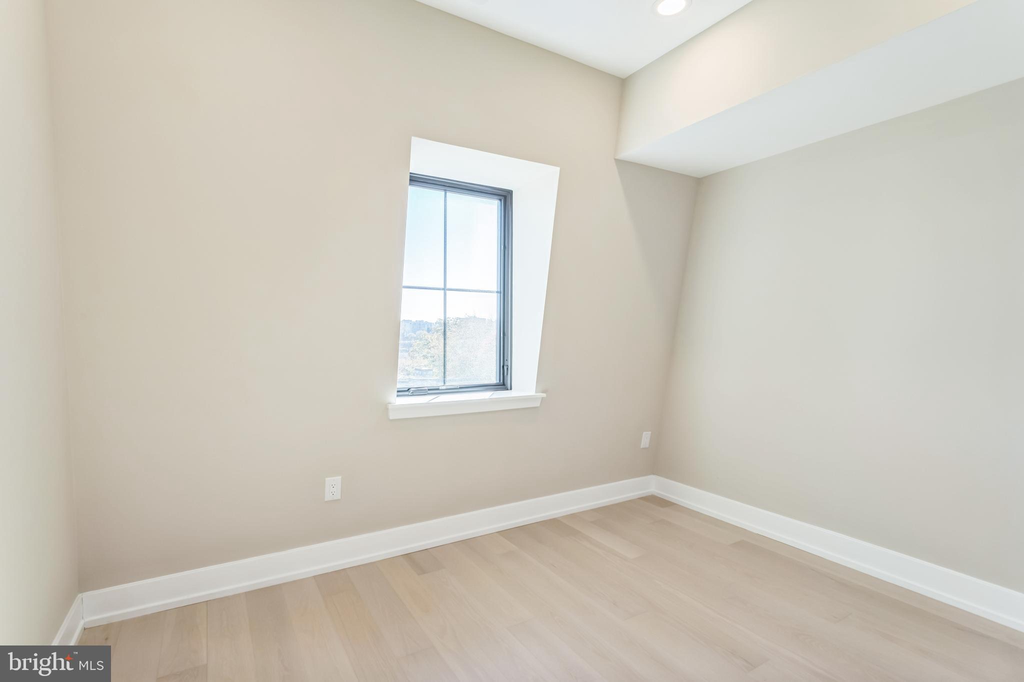 PHILADELPHIA - Residential