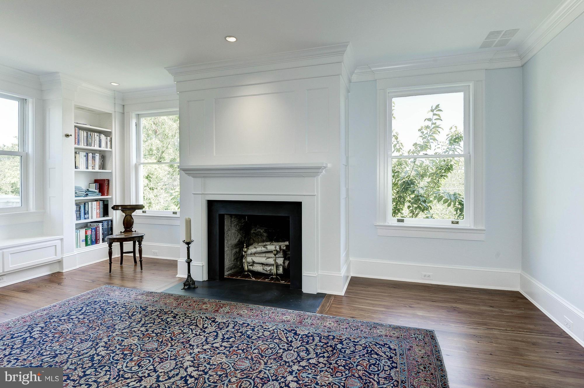 CLEVELAND PARK - Residential