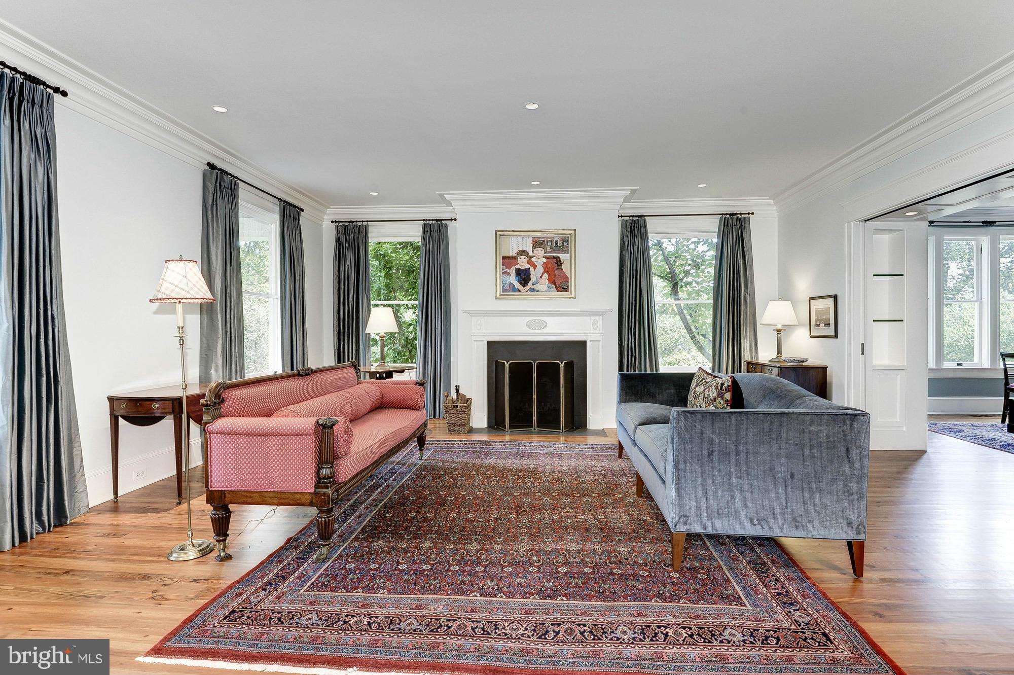 CLEVELAND PARK - Residential